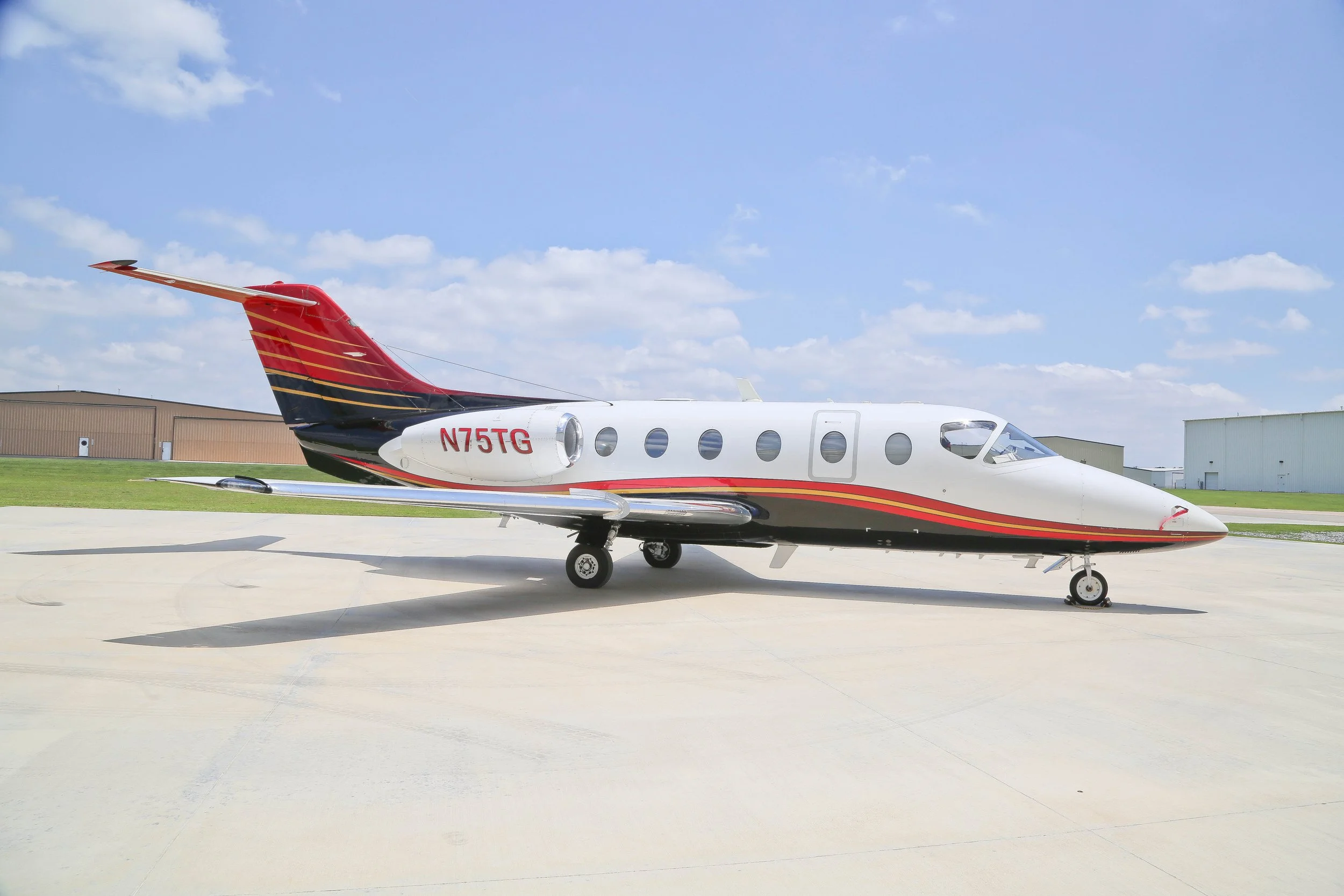 Private Jets Inc. Announces the Addition of a 2011 Nextant 400XT based out of KPWA, Wiley Post Airport in Bethany, Oklahoma is now available for Charter