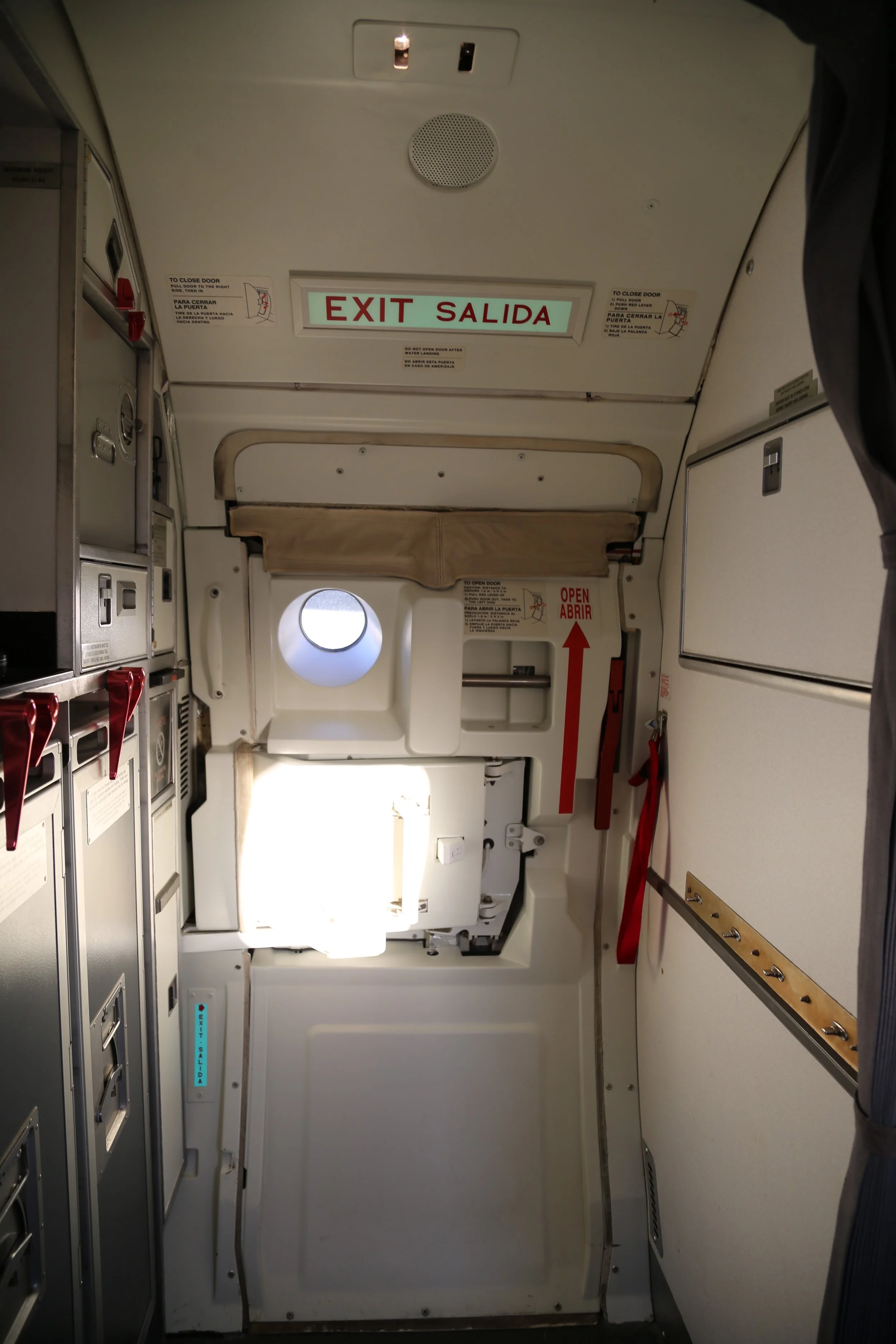 N548M Interior 10.JPG