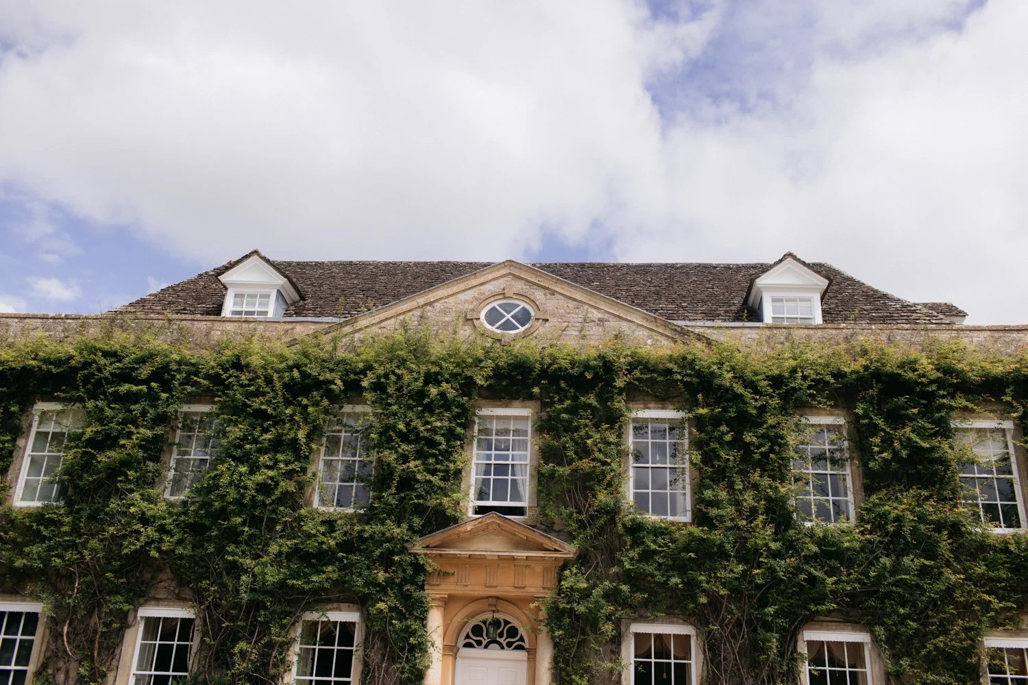 Cornwell-Manor-Wedding-photography-July-2024-1.jpg