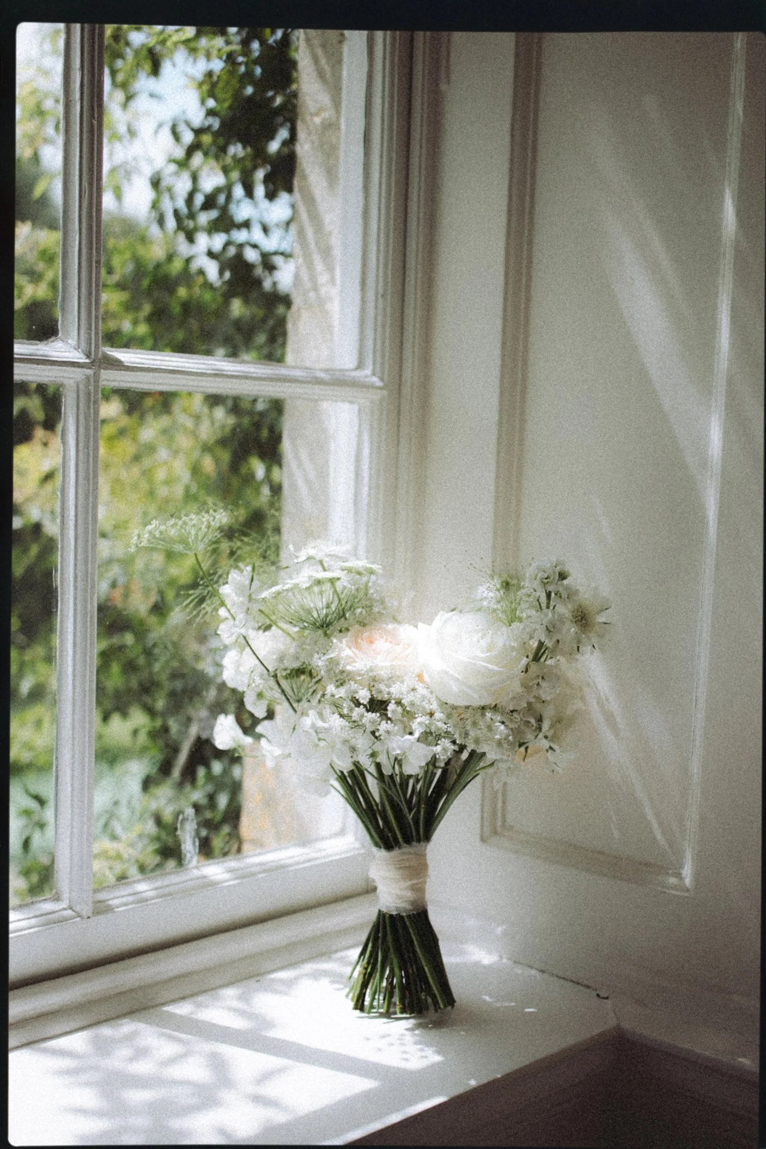 35mm-film-scan-bridal-bouquet2-1.jpg