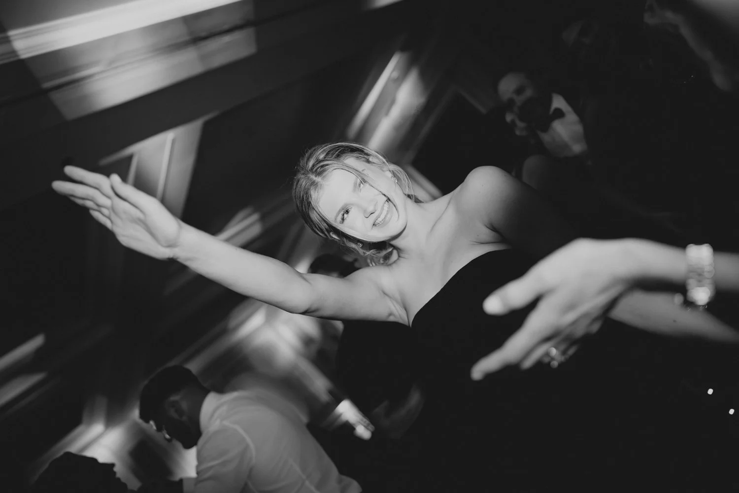 Four-Seasons-Hampshire-Wedding- Photography-Portfolio-8.jpg