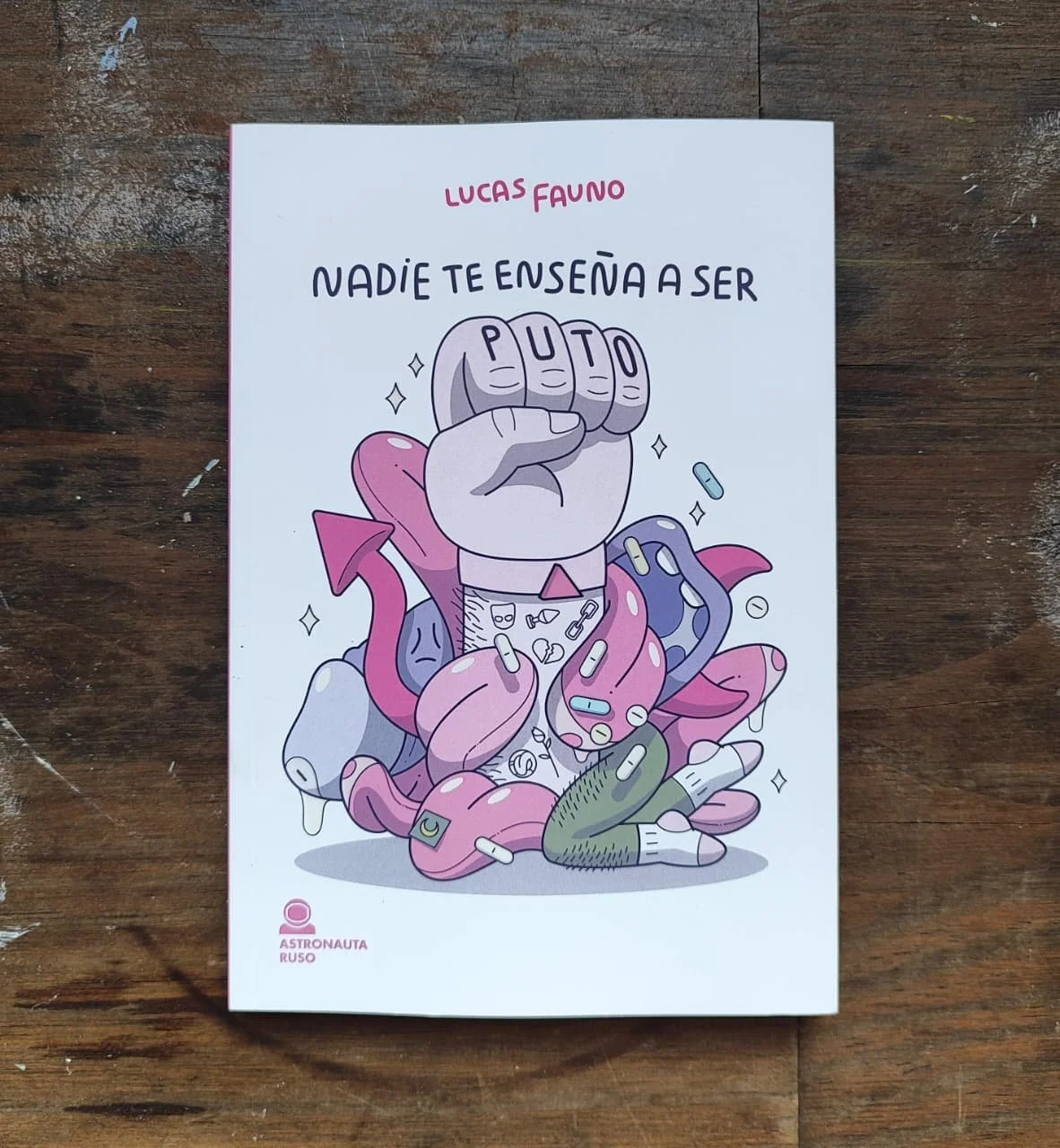 NADIE TE ENSEÑA A SER PUTO, BOOK COVER DESIGN