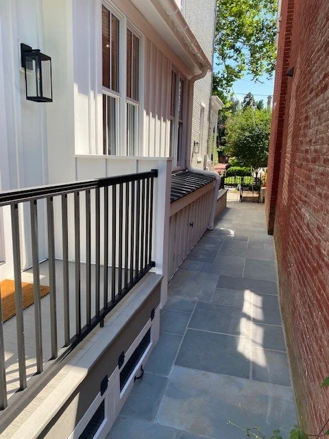 Side Alley2.jpg
