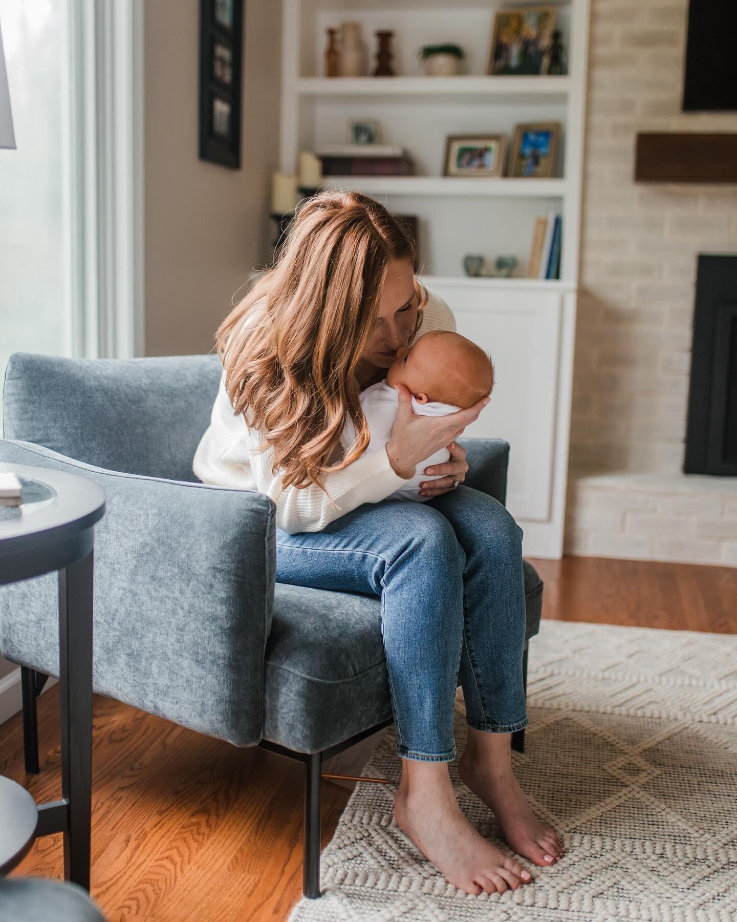 A moment for mama and son snuggles 🥰

In home newborn photo session
lifestyle photographer in Portland, Oregon