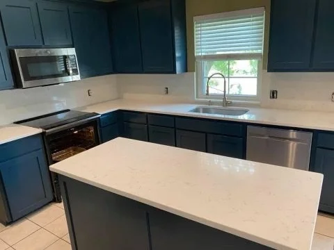 Contemporary/Transitional Kitchen Kitchen Remodel by J&A Custom Construction project photo