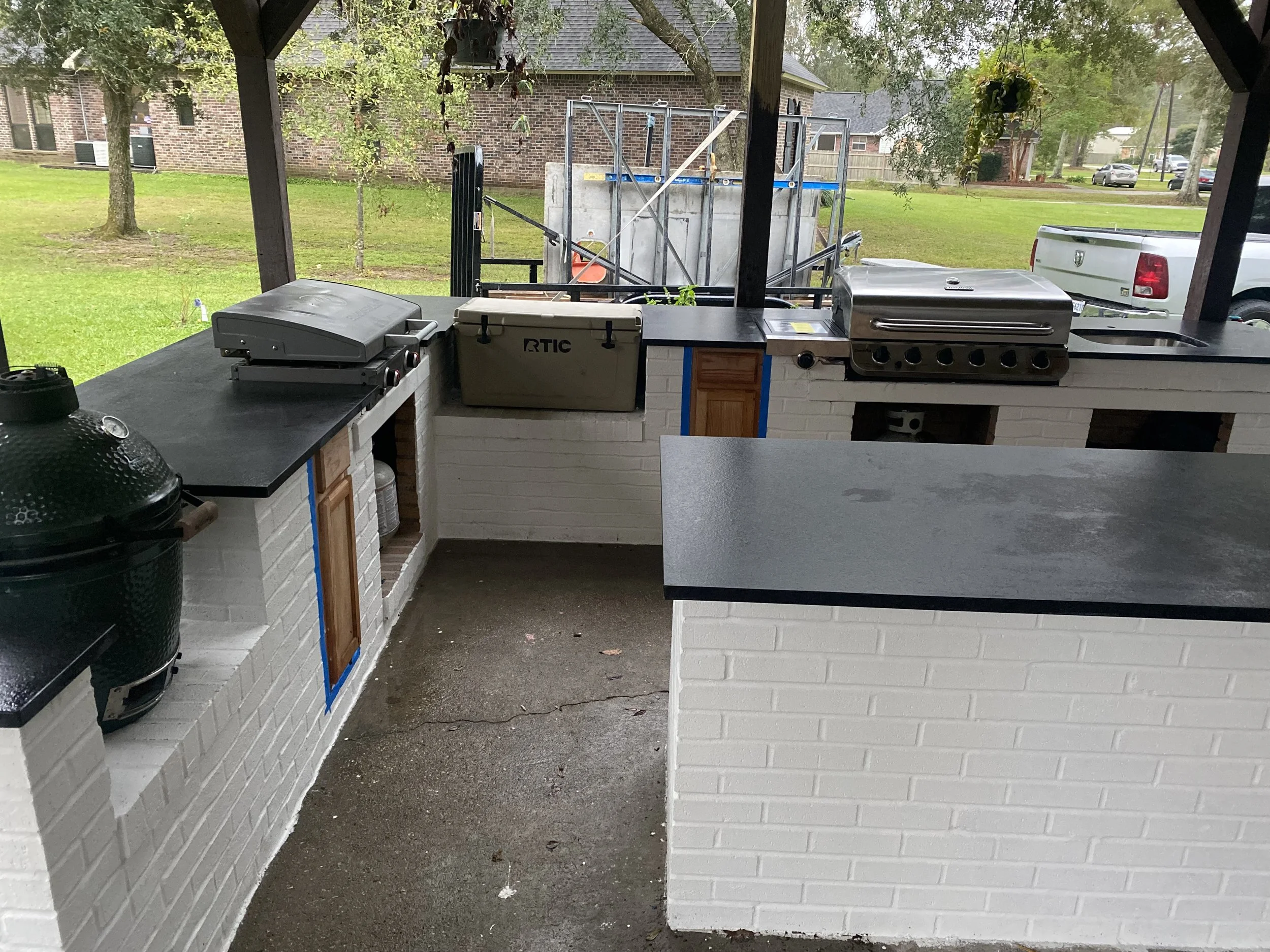 Outdoor Kitchen Outdoor Kitchen Remodel by J&A Custom Construction project photo
