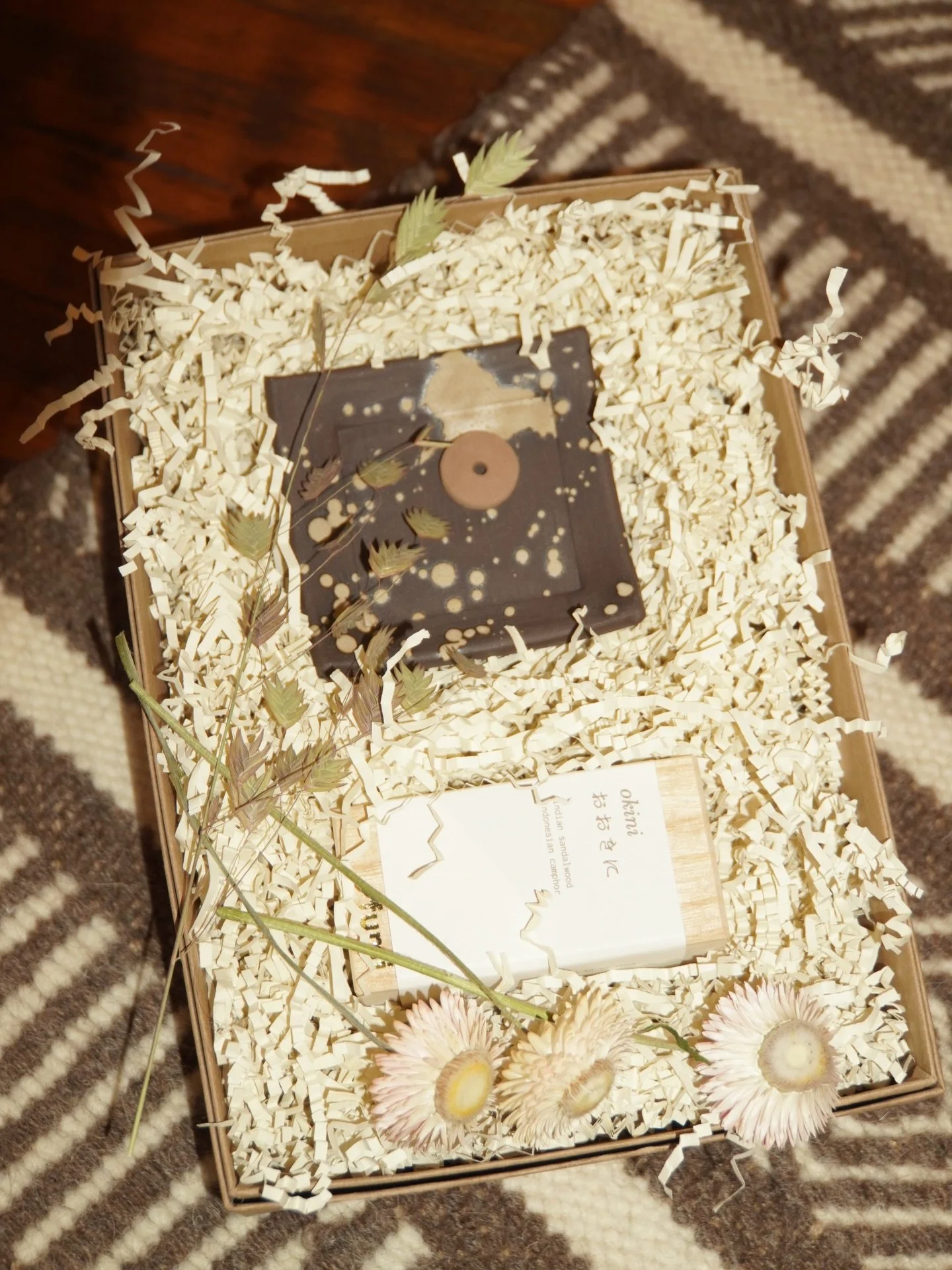 Thoughtful gift giving is tough during the holidays. The pressure, the incessant advertisements, the financial stress&hellip;so much there. Gift giving is our love language over here at Fumi and we&rsquo;d love to support you if you need it. Here are