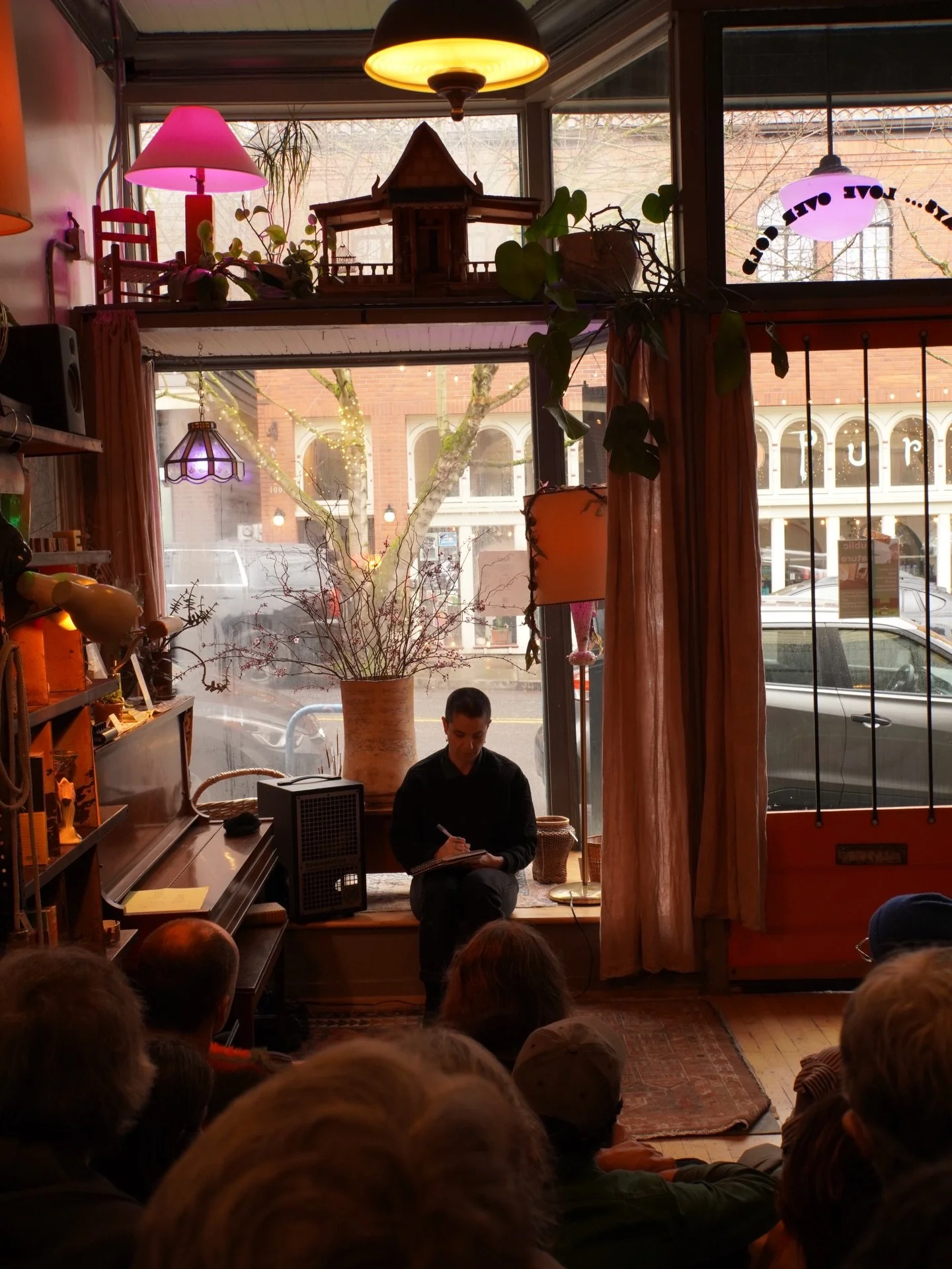 Last weekend we hosted the Public Nature series (curated by @dyellross ) in the space and it was a packed house! Thank you to the performers ~ claire berrera @tlalcihuatlx (movement), Gregory Flores @afterwardsness (sound), and Chris Ashby (text). Th