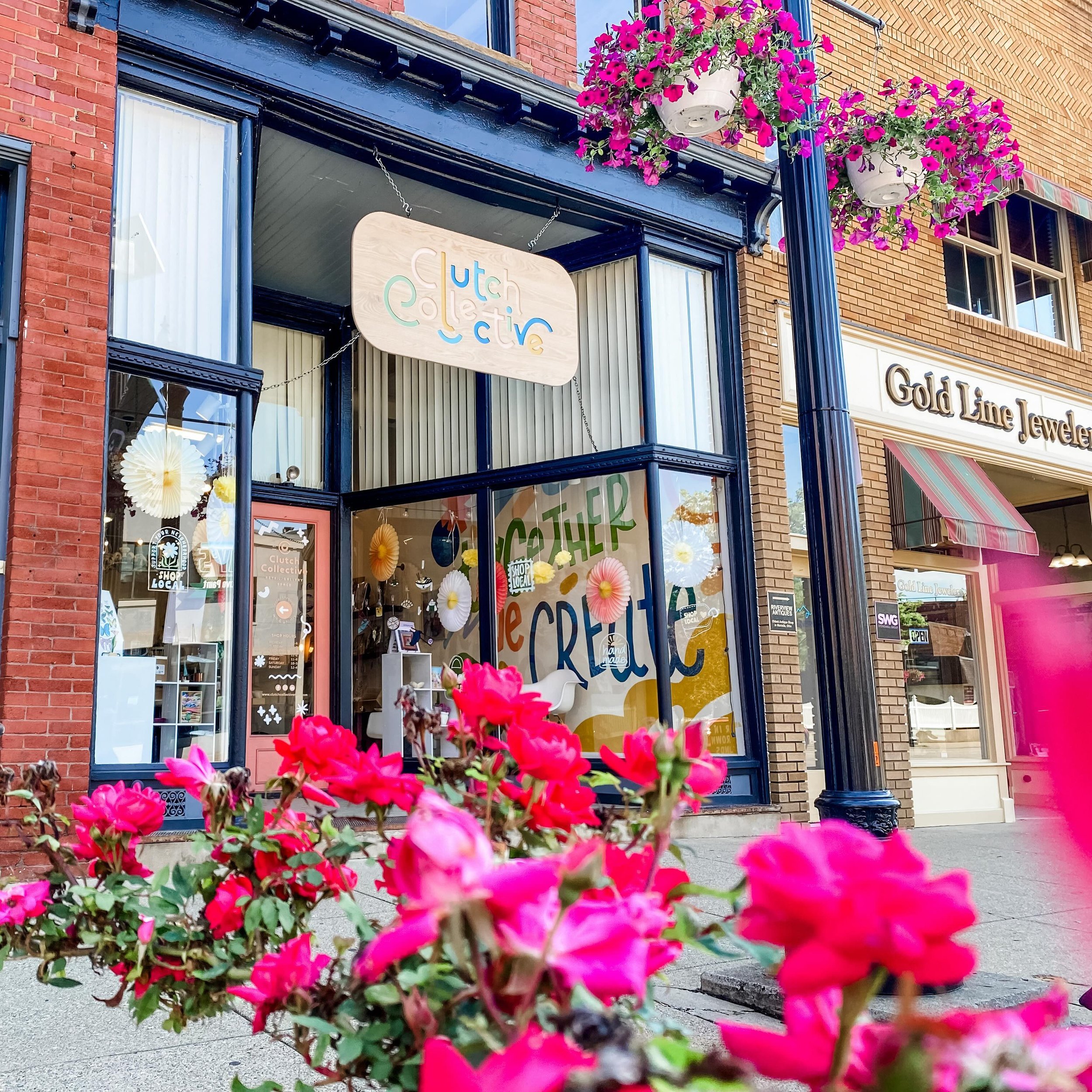 🌸 Happy Saturday! The sun is shining bright, the flowers are in bloom, and we are open until 6:00 pm today with a shop full of art prints, original art, greeting cards, handmade ceramics and jewelry, stickers and more, from over 60 local, regional, 