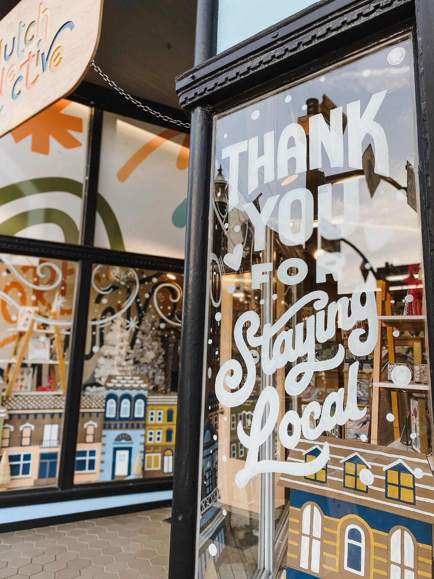 We&rsquo;ve been busy this week as we get ready to kick off the holiday season with our Open House this Sunday! 🙌 Today, local artist @a.n.creative finished installing our holiday windows and to say we are in love is an understatement! 🥰 

This yea