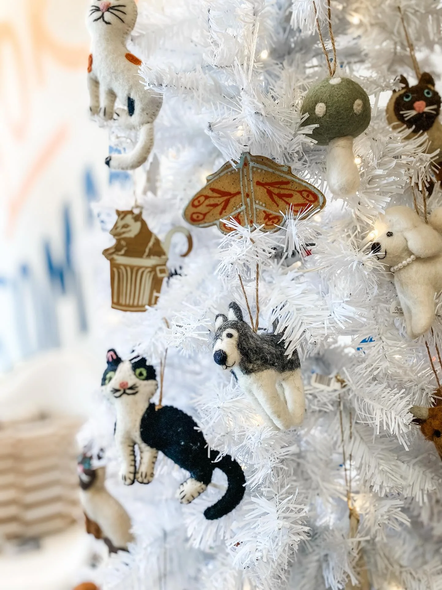 Happy Saturday! 🙌 The shop is FULL of artful gifts for everyone on your list! We&rsquo;re open 10-5 today and 12-4 tomorrow for our Holiday Open House. Pop in and get a head start on your holiday shopping with handmade and artist-created gifts!