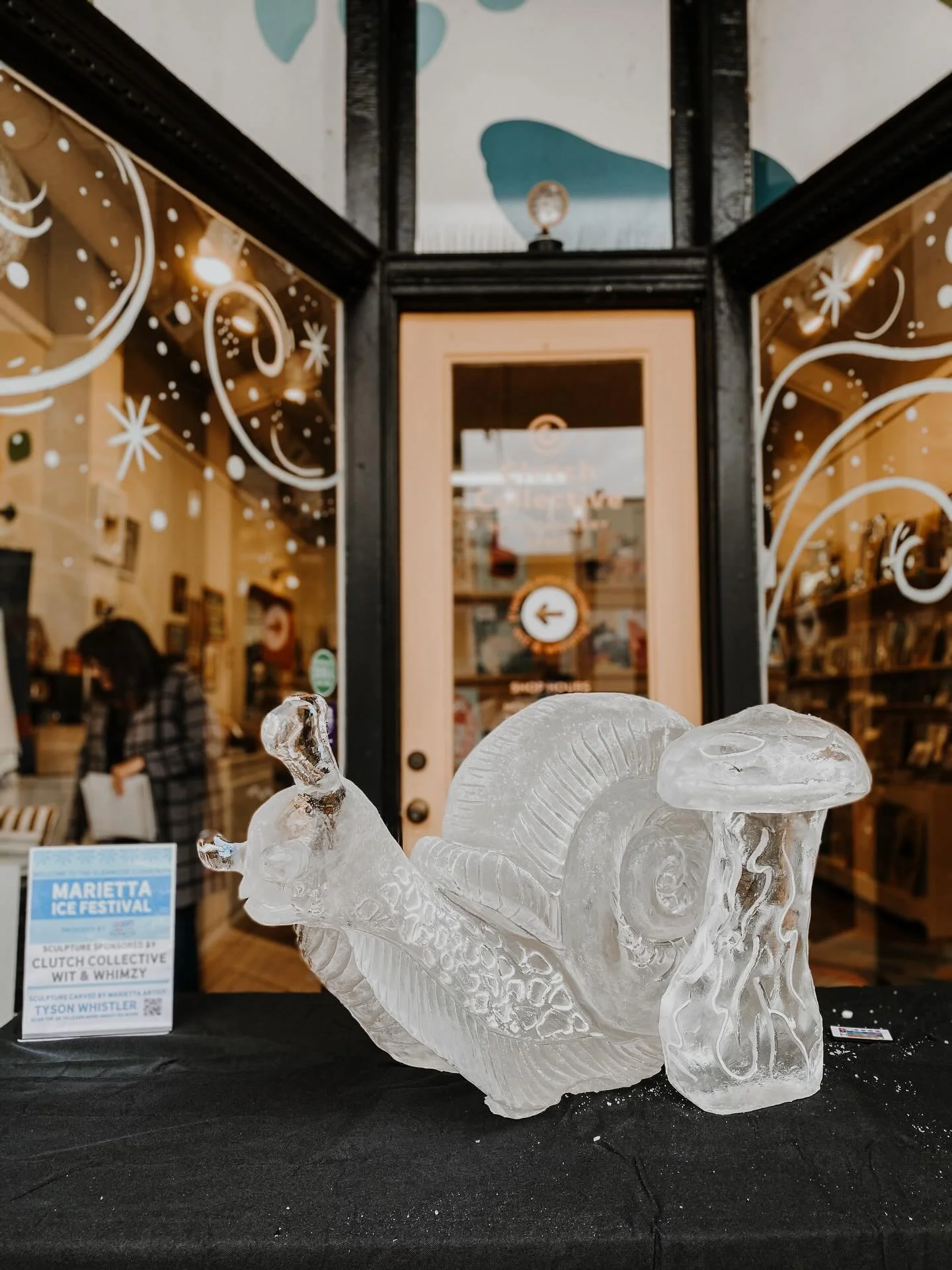 ❄️🐌 Our Ice Sculpture is up! 😍 Many thanks to Tyson of @whistlericeworks for carving this beauty and to @mariettamainstreet for coordinating one of our favorite events! Head downtown today to watch Tyson carve live at the Armory and check out the 2