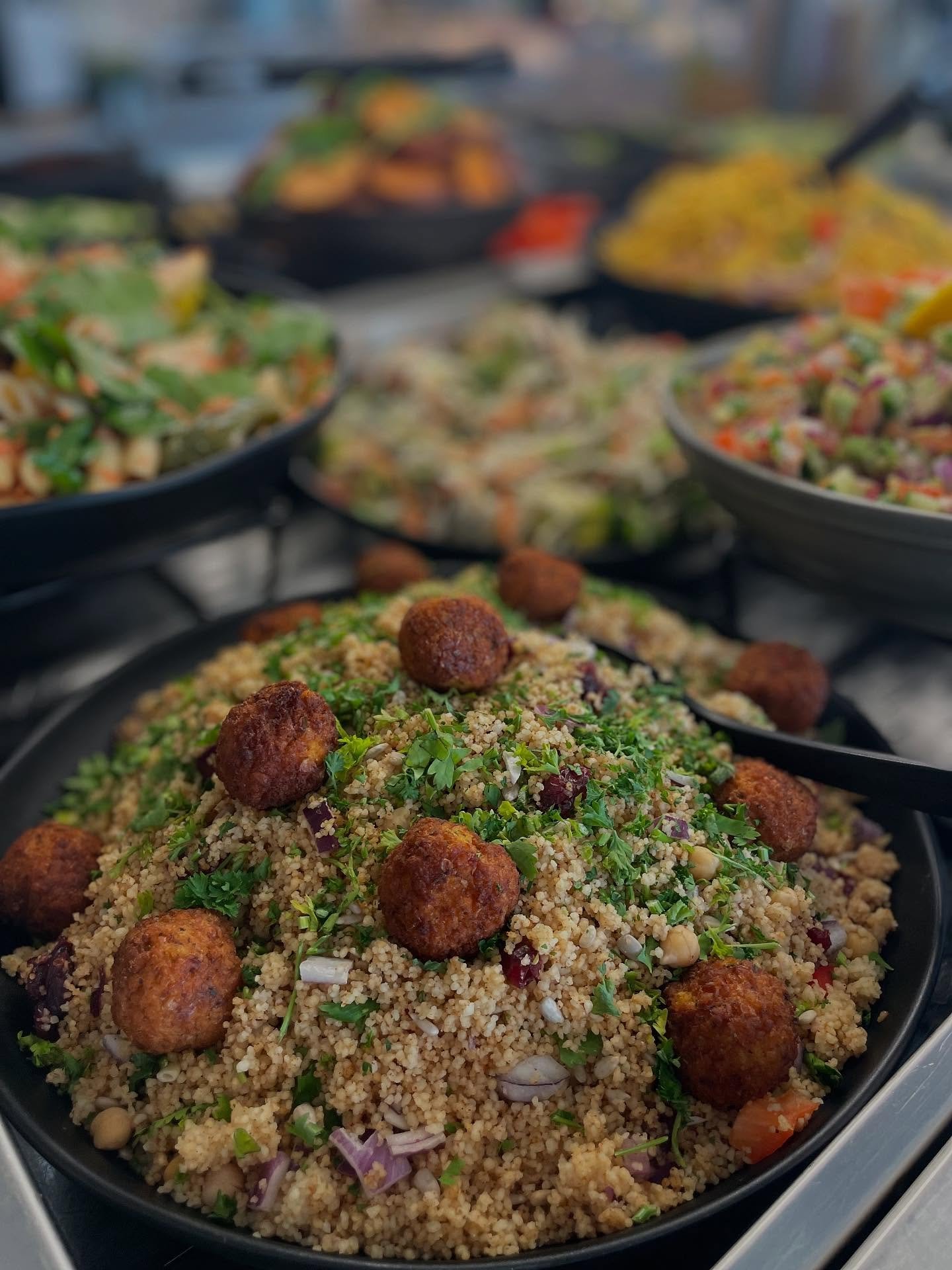 Lots of healthy options to choose from on the salad bar today.
Also we&rsquo;ve got an abundance of  freshly picked seasonal tomatoes . 

#thewonderfultomato  #redisthecolouroflove❤️ #lovefood #titanicquarter #healthylifestyle