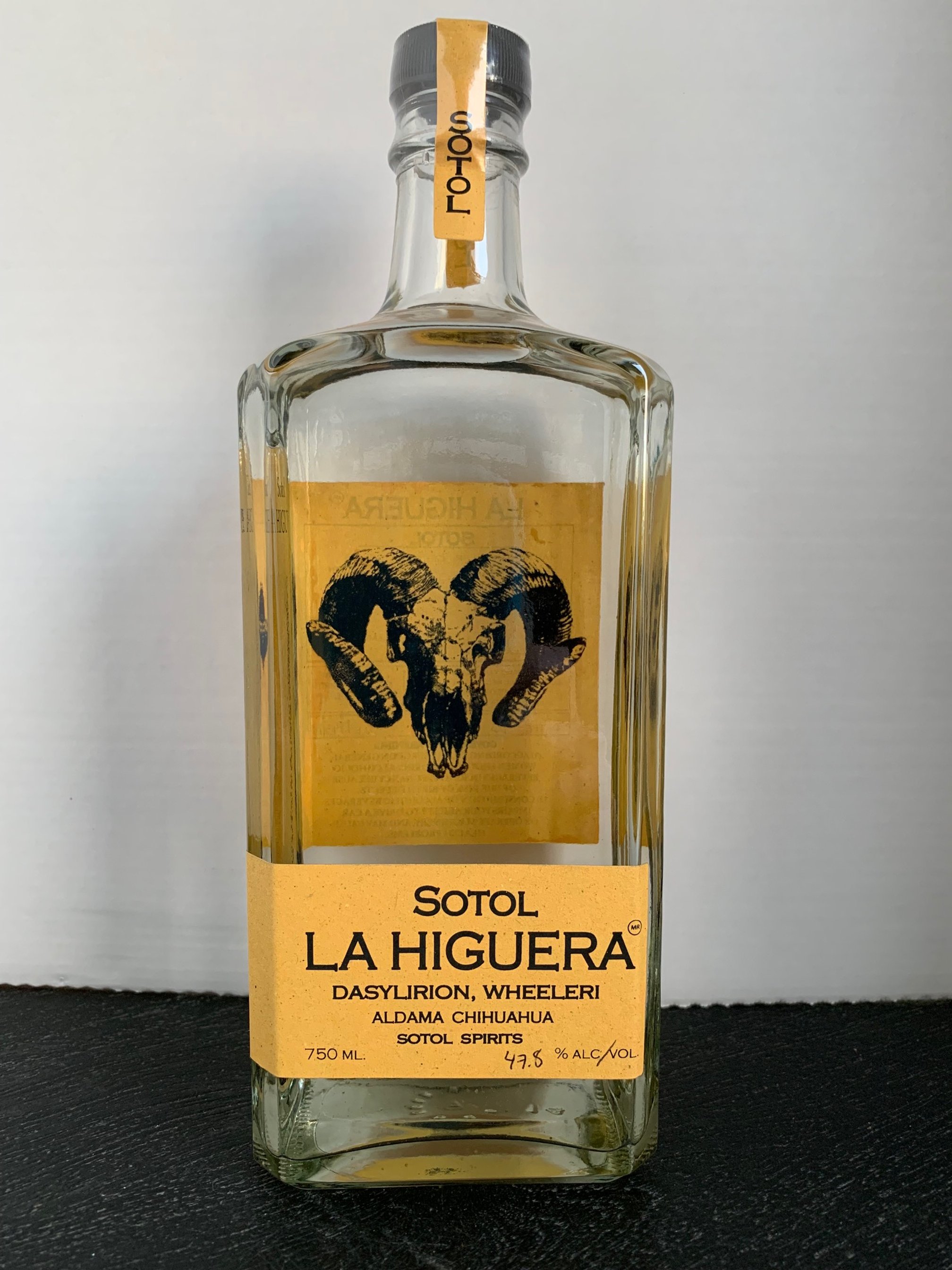 La Higuera Wheeleri Sotol