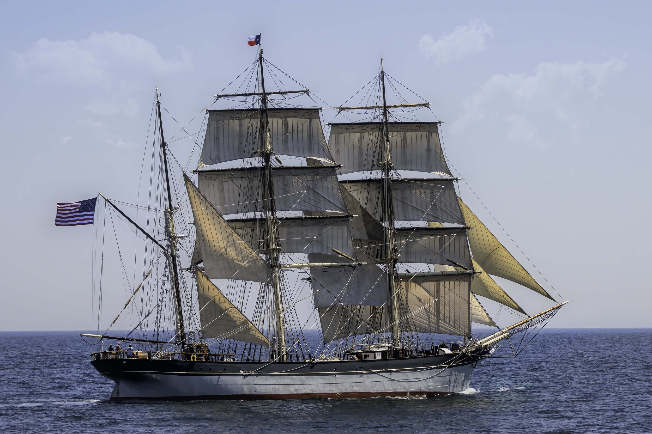 ELISSA sailing Cape Cod Bay