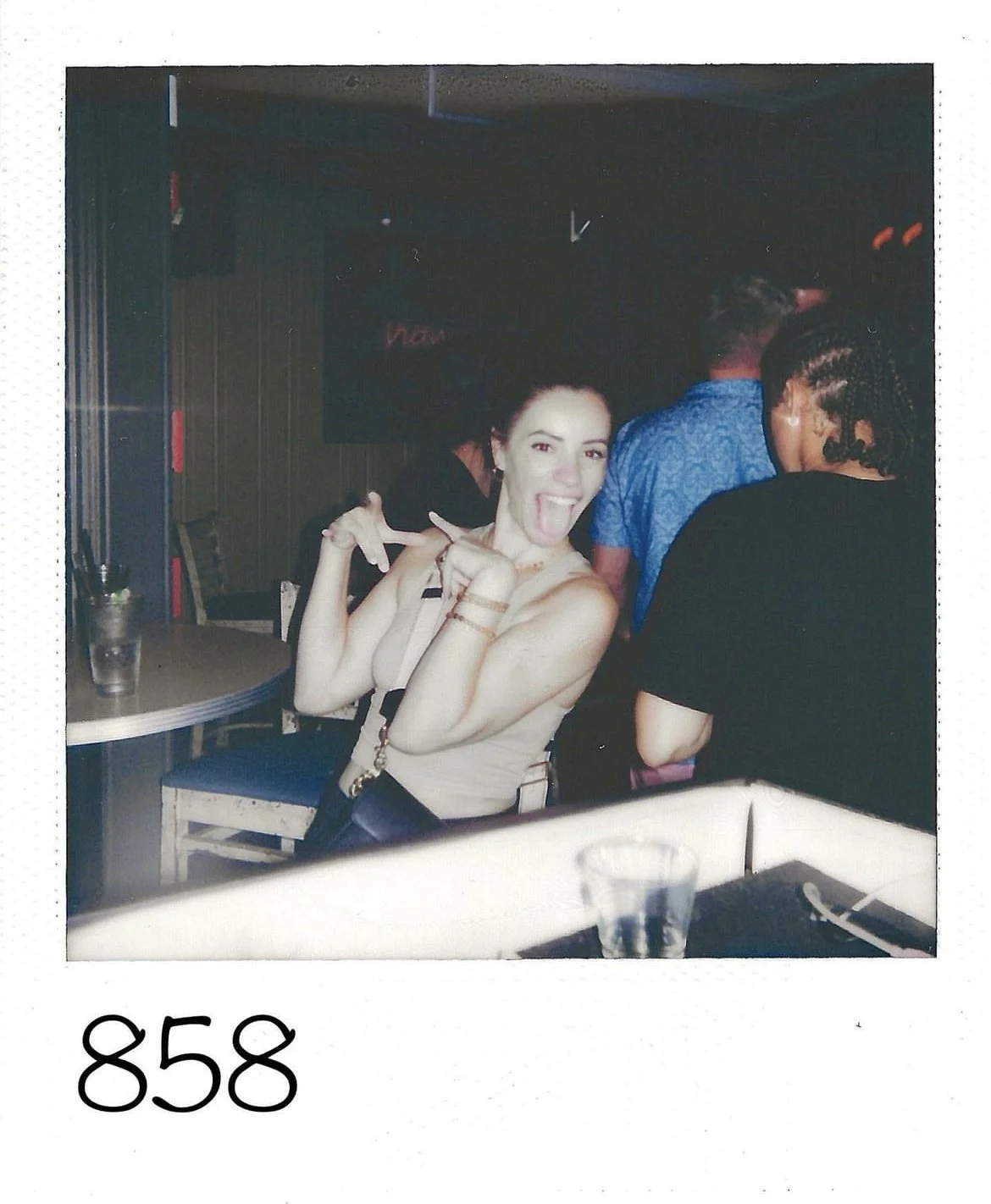 858_0.jpg