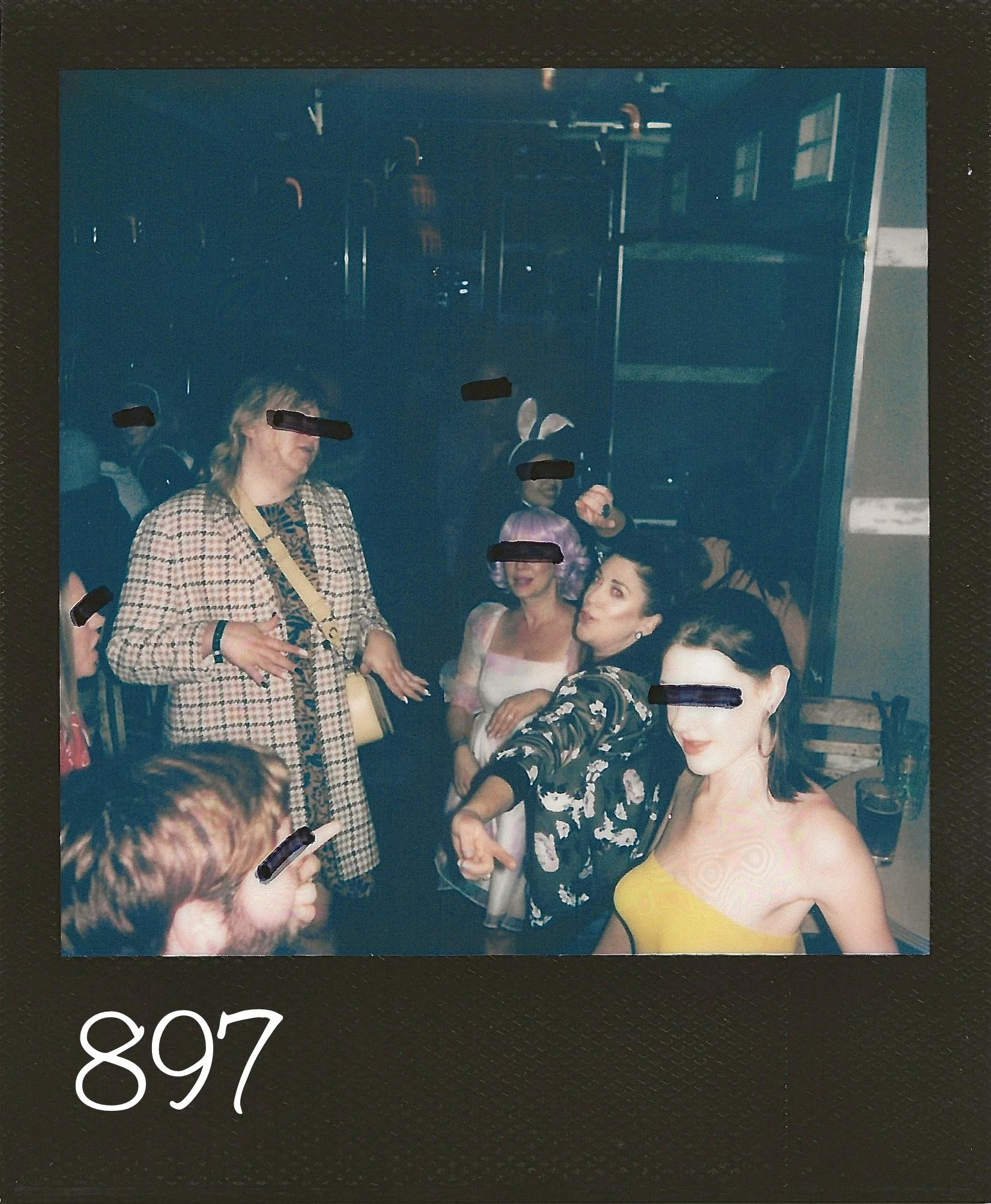 897_0.jpg