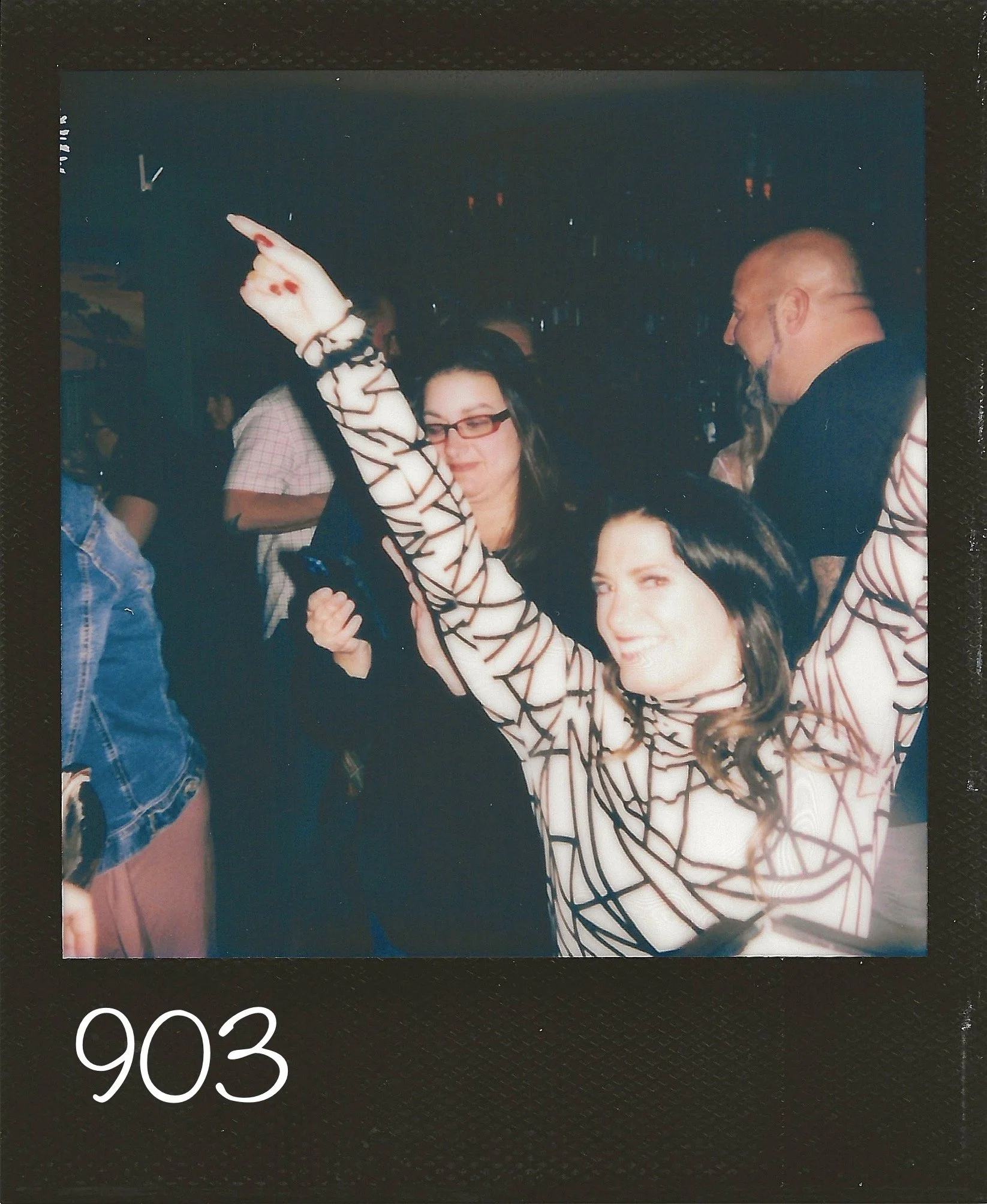 903_0.jpg