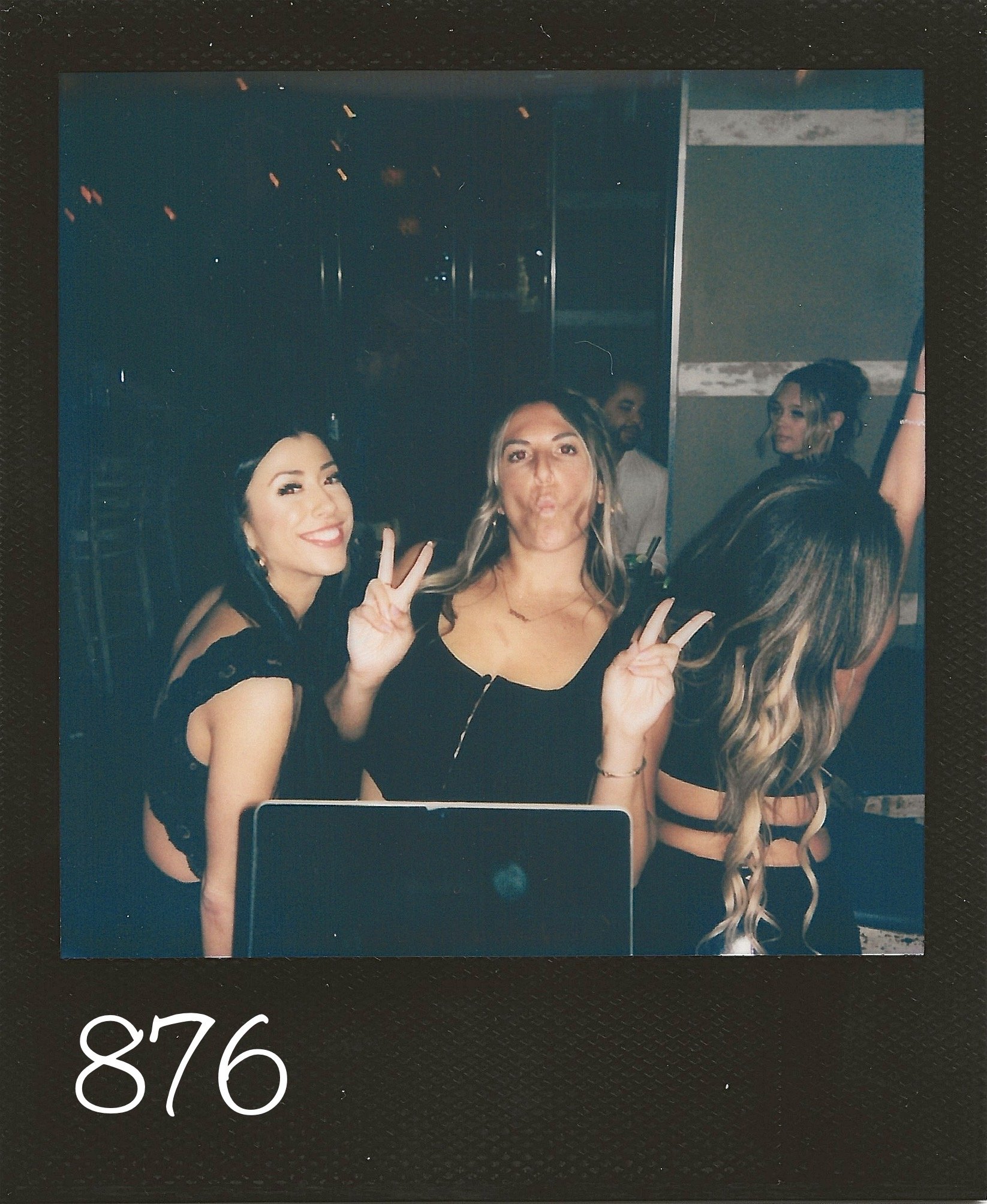 876_0.jpg