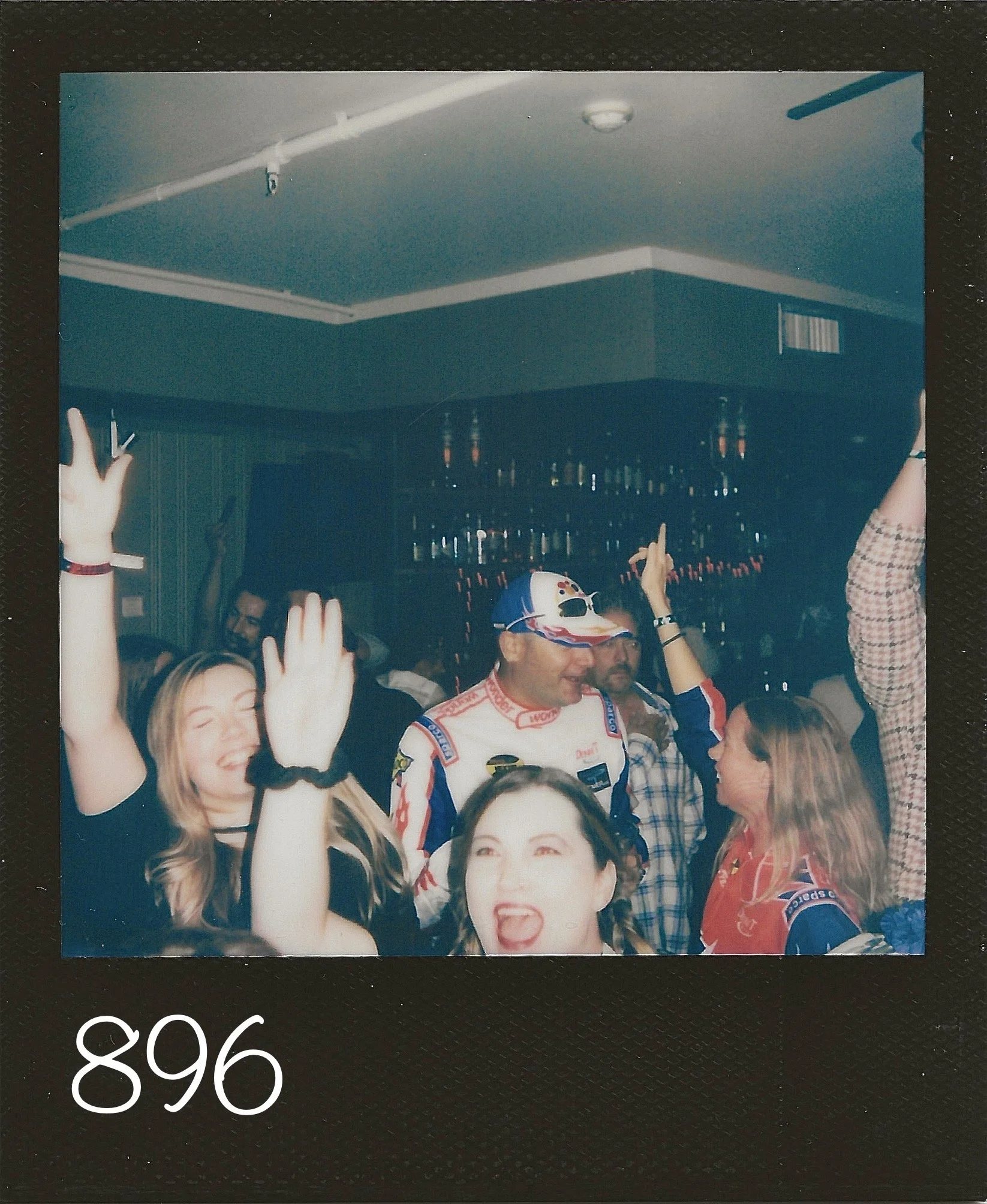896_0.jpg