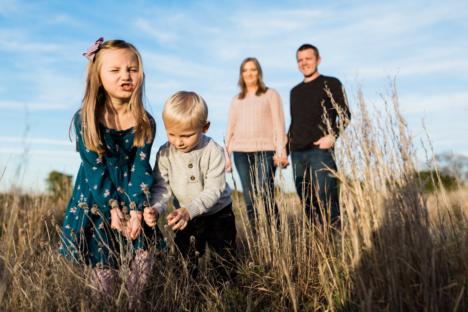 Oklahoma natural golden light field session Norman and Goldsby Family photographer-22.jpg