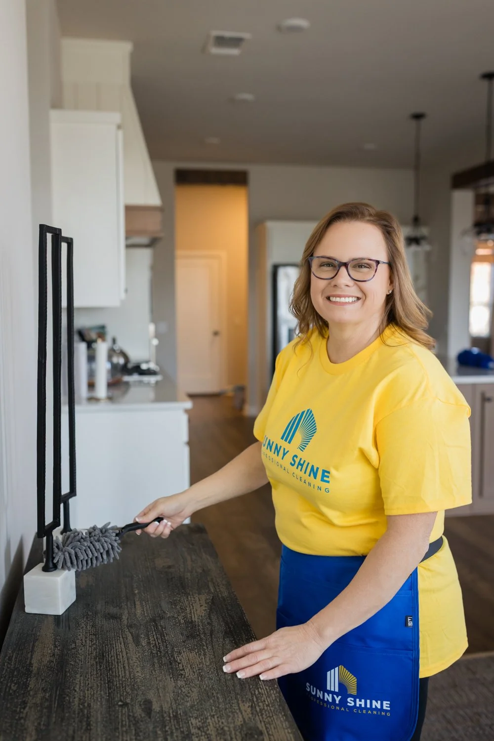 Sunny Shine team lifestyle photos emphasizing professionalism and dignity