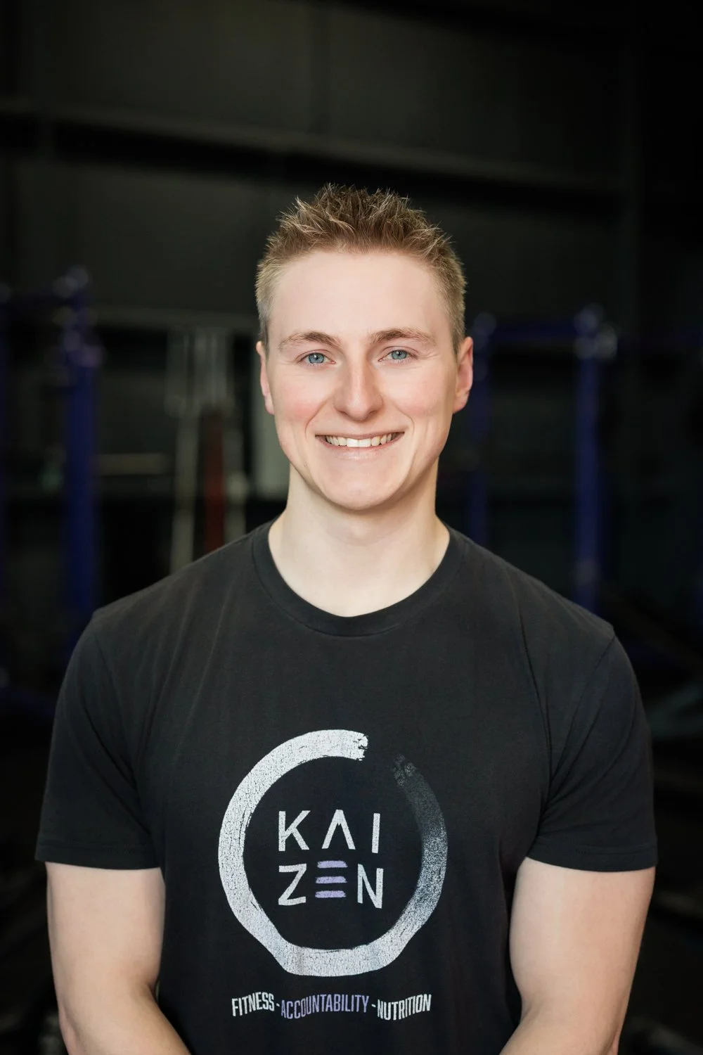 lifestyle headshots for personal trainer in OKC gym