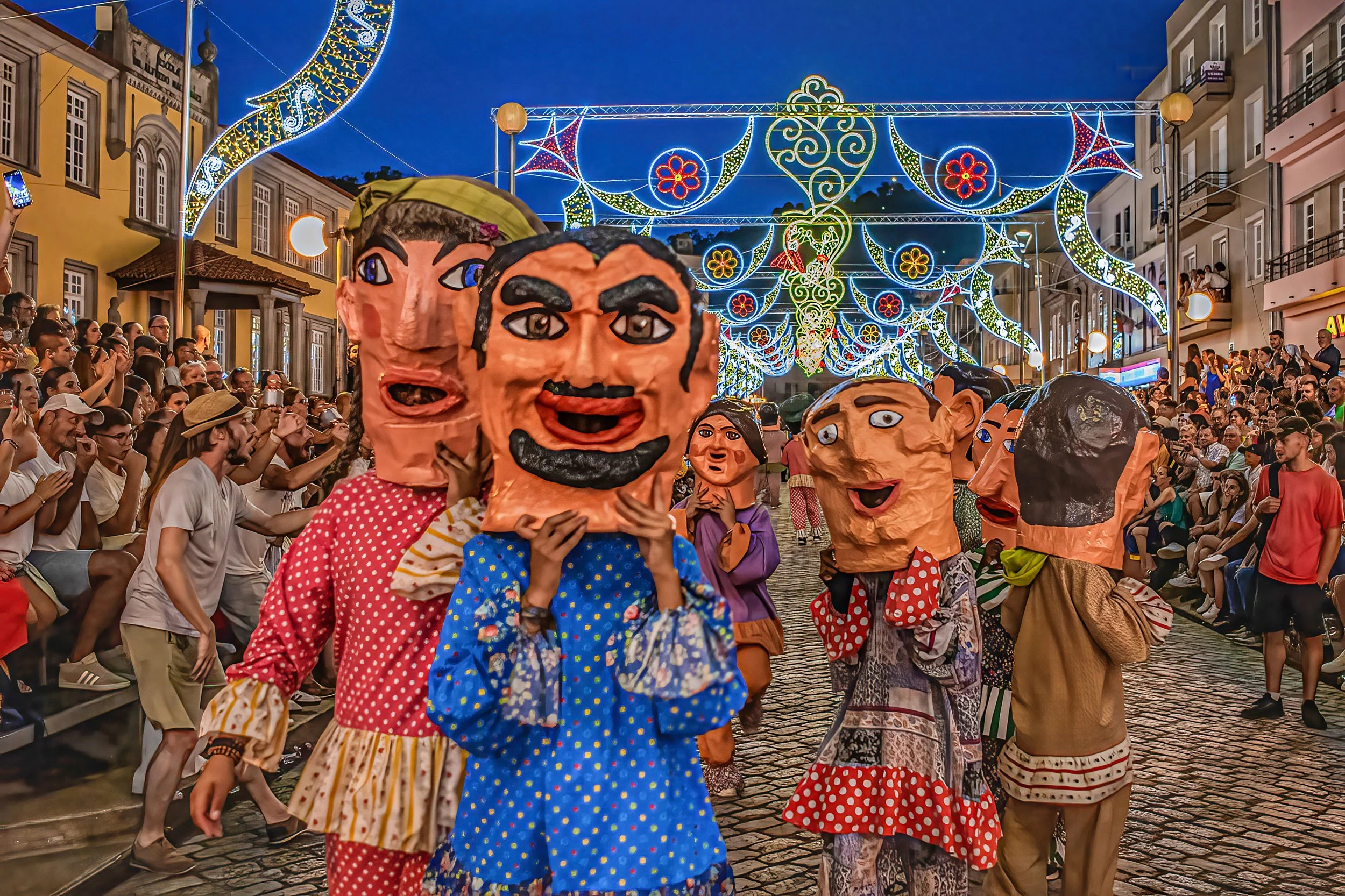 viana82411 copy 2.jpg