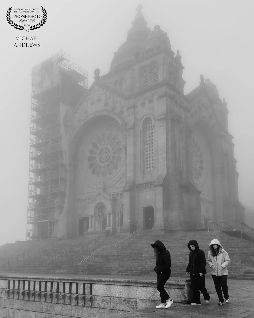 custom_logo_MICHAEL_ANDREWS-portugal-NjvrCm-107collection-iphonephotoawards.jpg