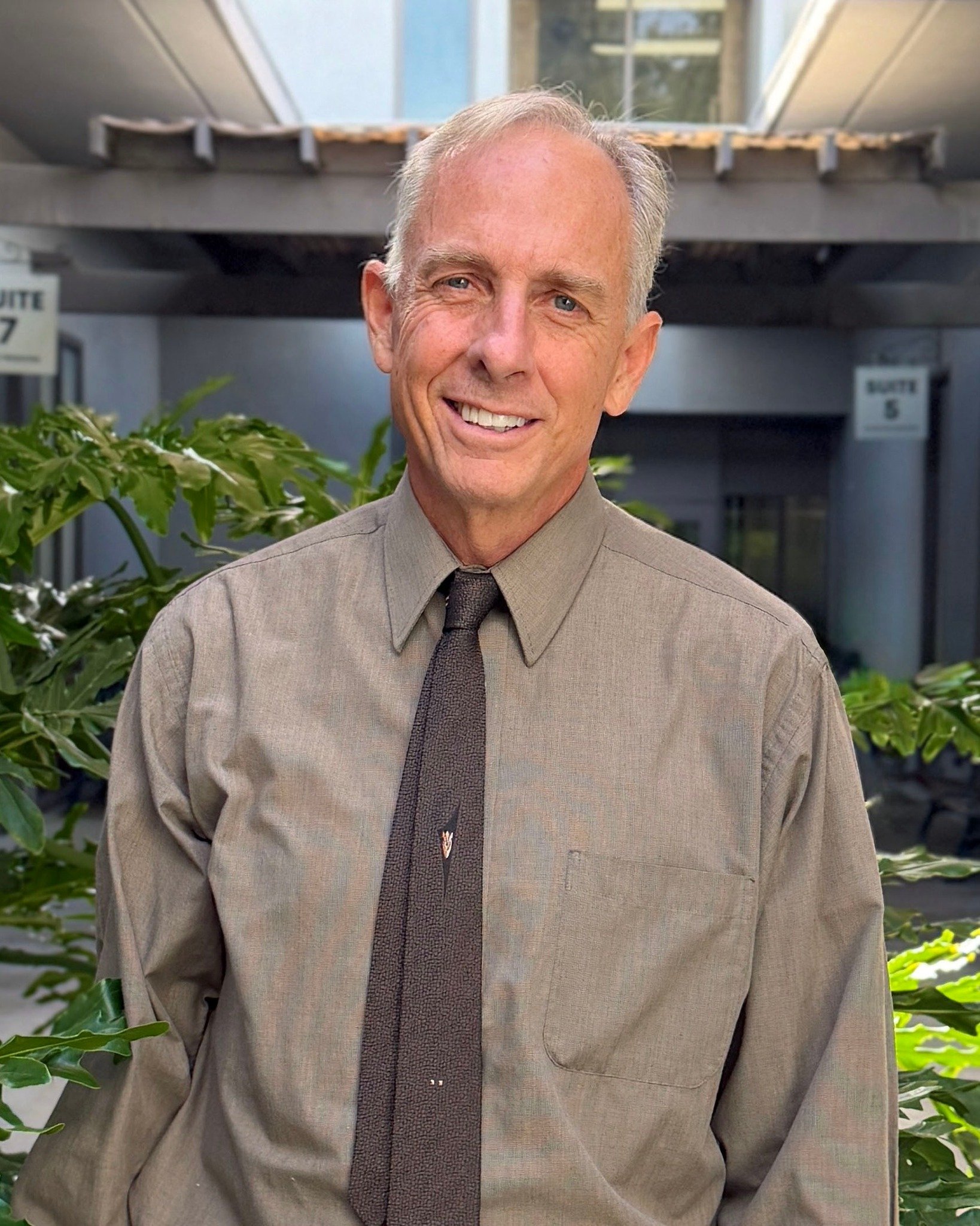 New Specialist Alert! 🎉
We&rsquo;re proud to introduce Dr. Reader (ENT) to the Sequoia Family! Now seeing patients at our Porterville location.

✔ Accepting referrals
✔ Appointments now open!

Questions? 📞 (559) 781-3700