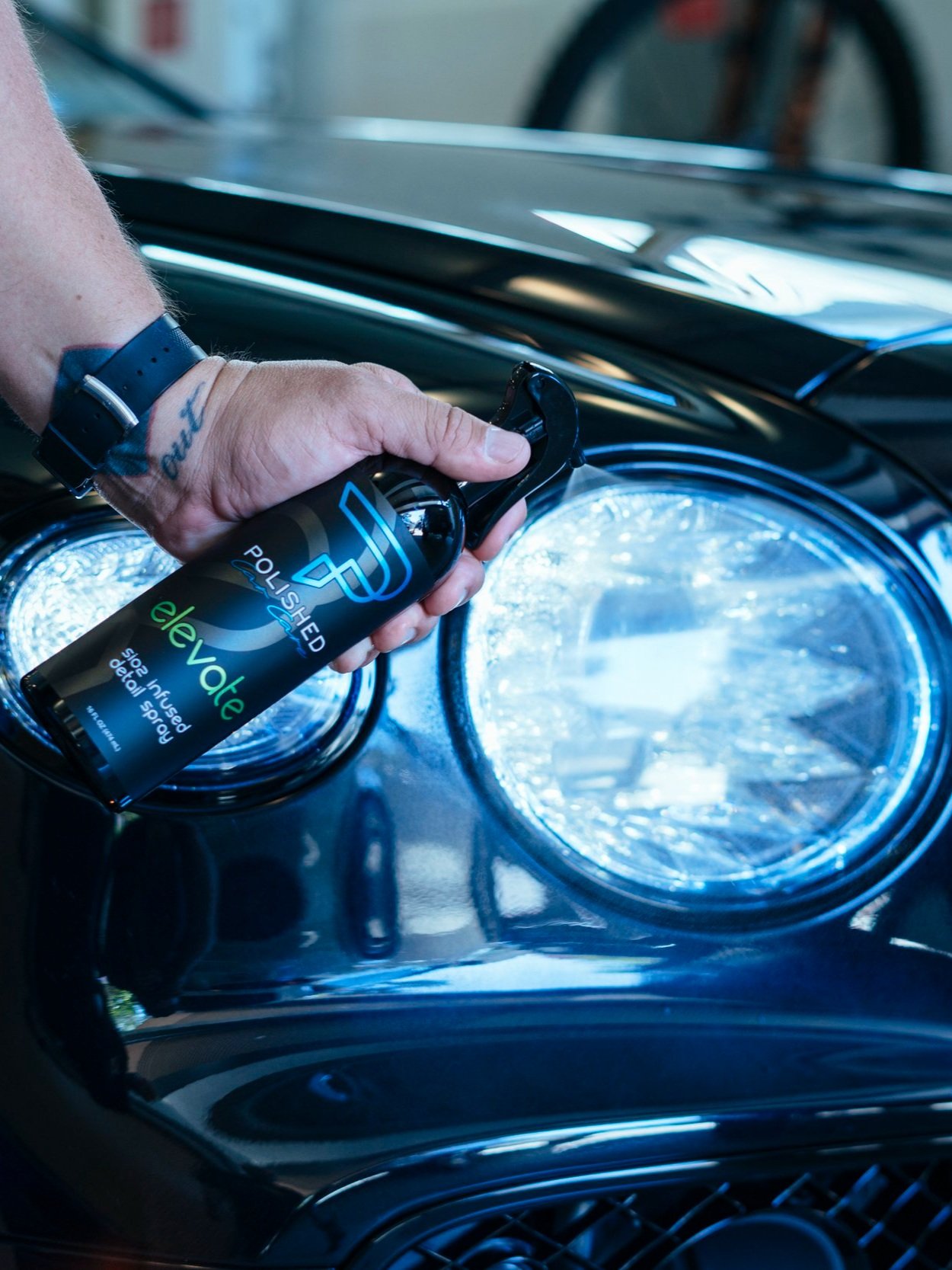 Polished+Car+Care+Elevate+Sio2+Ceramic+Coating+Spray+Detailer+for+Cars+_9.jpg