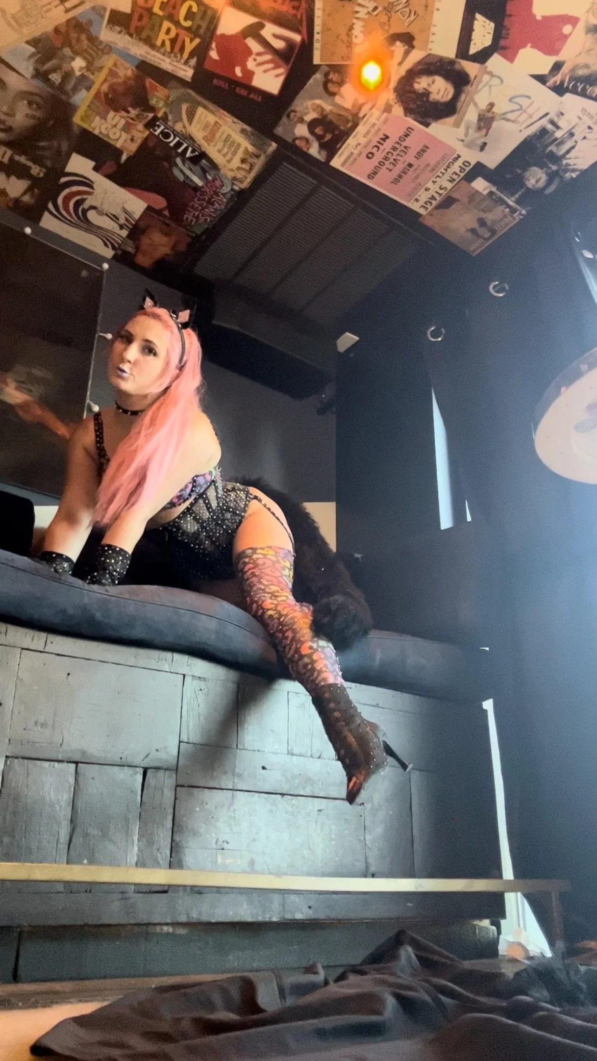 New Act! Pretty Kitty - Wiggle Worm Boa