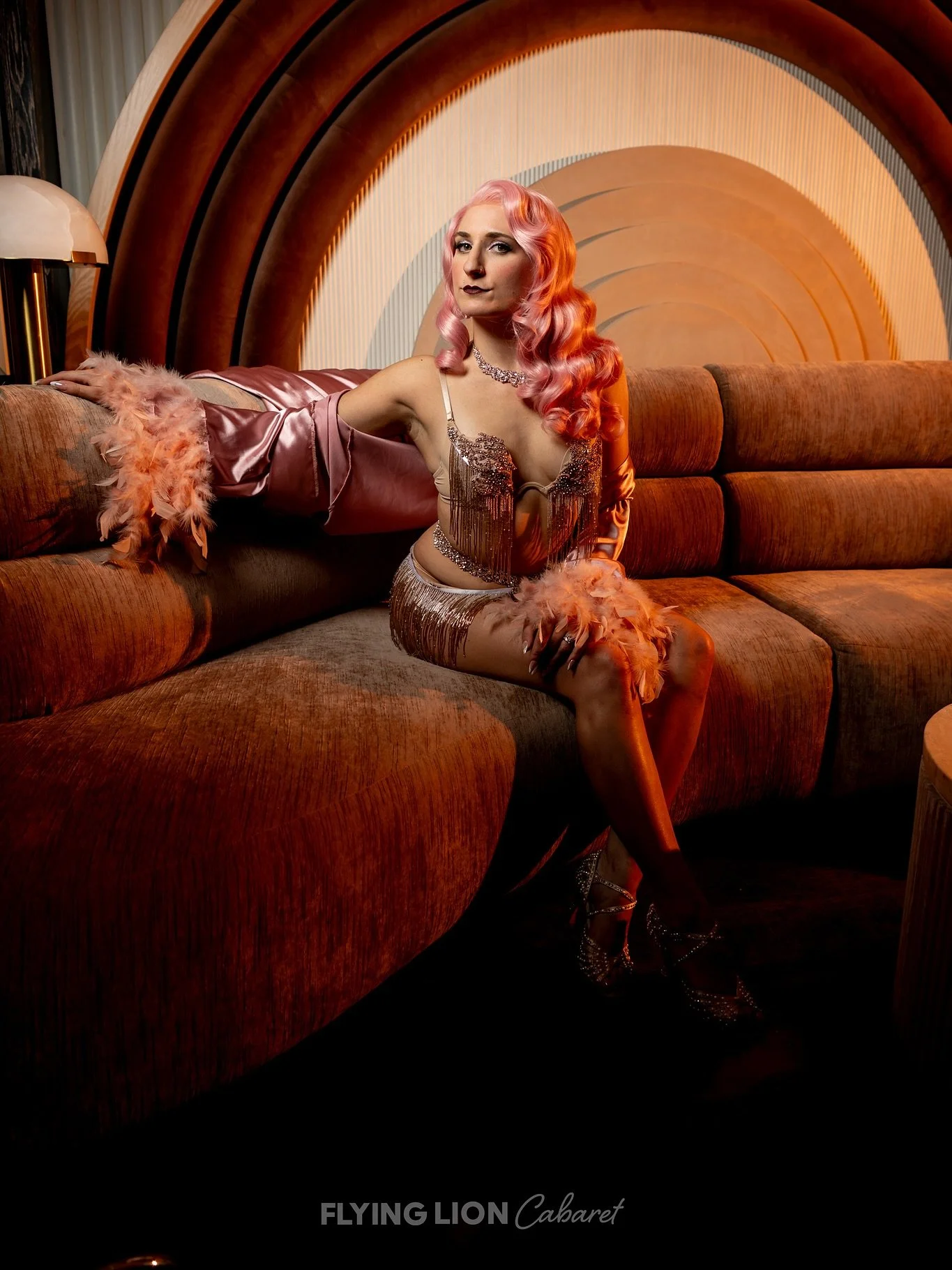 Still taking in the new glamorous lounge at @sofitellosangeles ✨✨✨
Check out the @thedollfacedames weekly Friday evening Burlesque & Variety show ‘Burlesque Under the Palms’
Tickets at https://www.dollfacedames.com
📸 @flyinglioncabar
