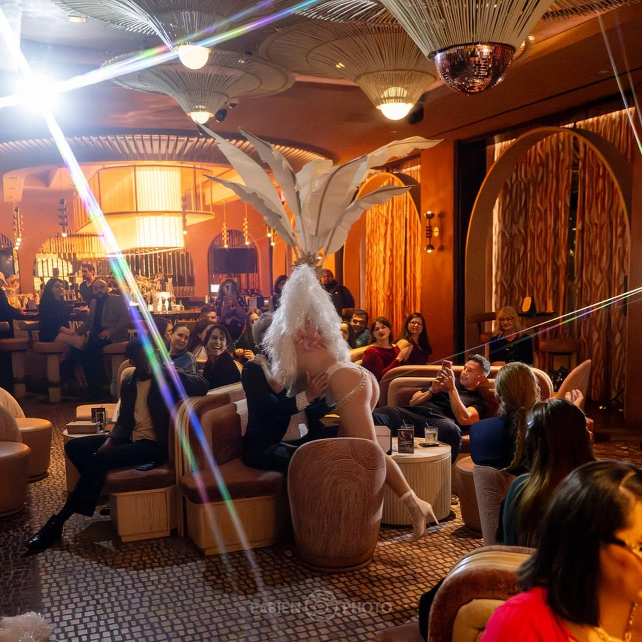 Thank you to @lolabouteepresents for having me out to Burlesque Under the Palms to celebrate our engagement/marriage/the wedding that never ends!
@flyinglioncabaret