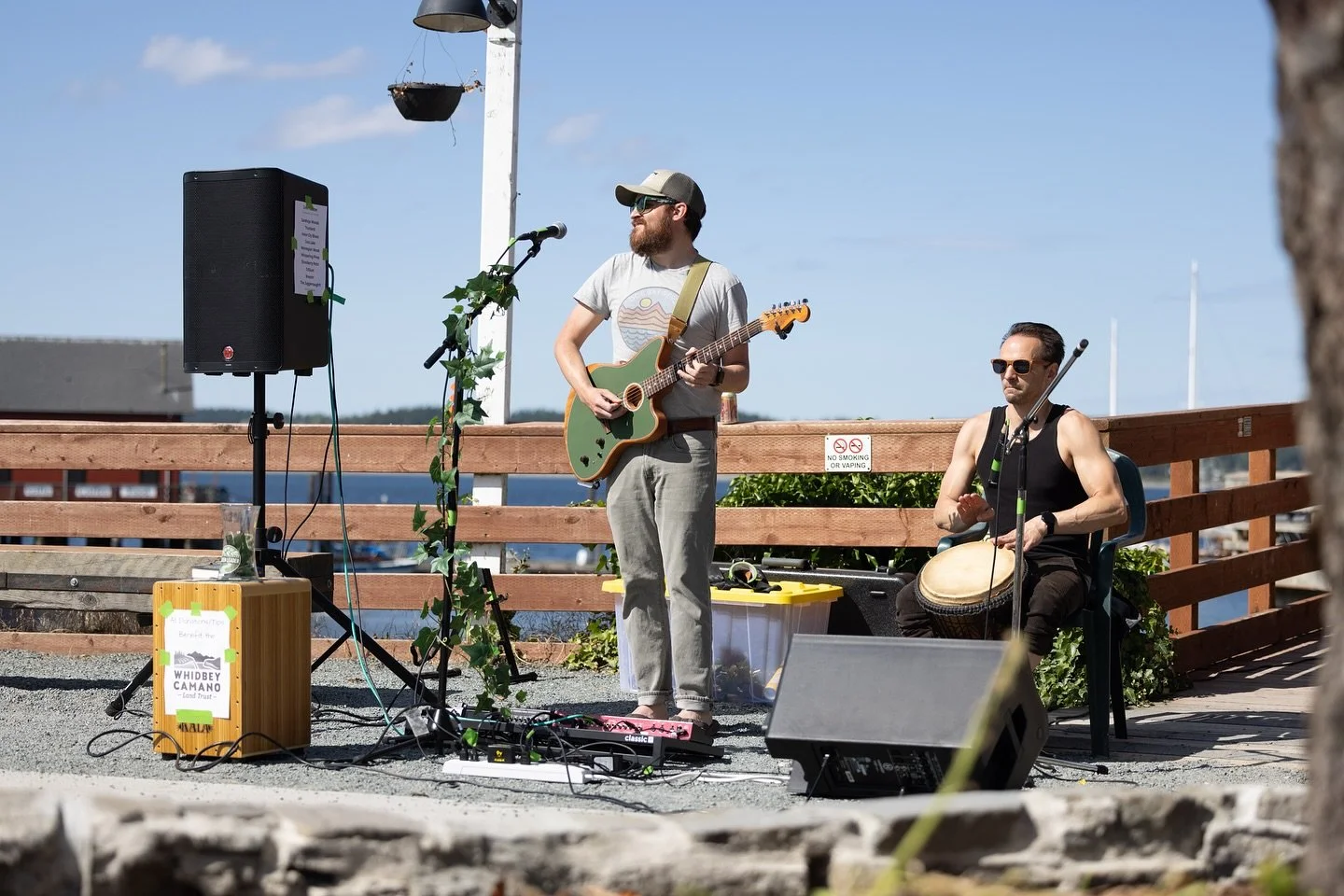 Some @greenleadermusic pics from Buskers! Their gentle style, inspired by their experience on the Island, was perfect for the day.

Photos Courtesy of @fstopstories 
.
#whidbey #coupeville #coupevillewa #busker #localmusicians #whidbey #whidbeyisland