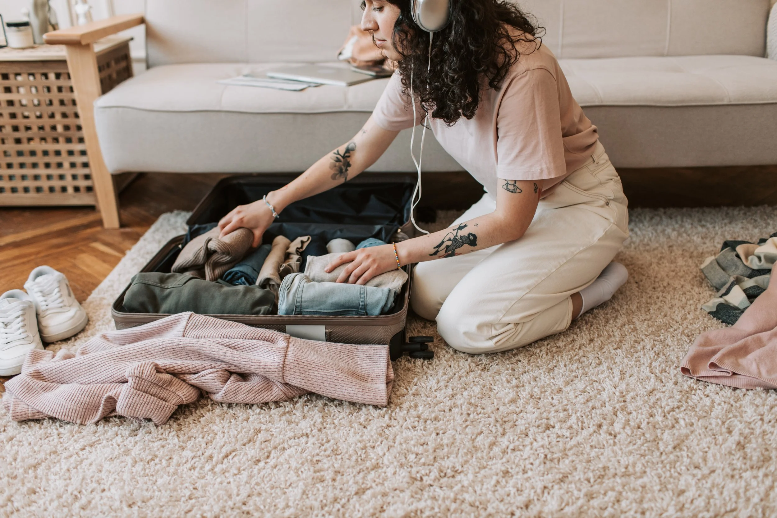 Smart travel: Minimalistic and eco-friendly packing tips you need to know —  SOPHIA CA TRAVEL