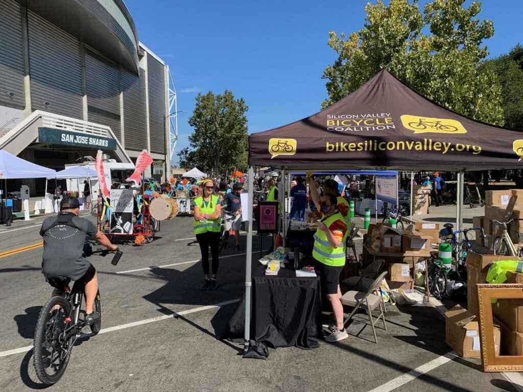  Our SVBC booth on Barack Obama Boulevard rocked to San Jose Taiko’s beat as they rhythmically pedaled past on their way to Japan Town. 