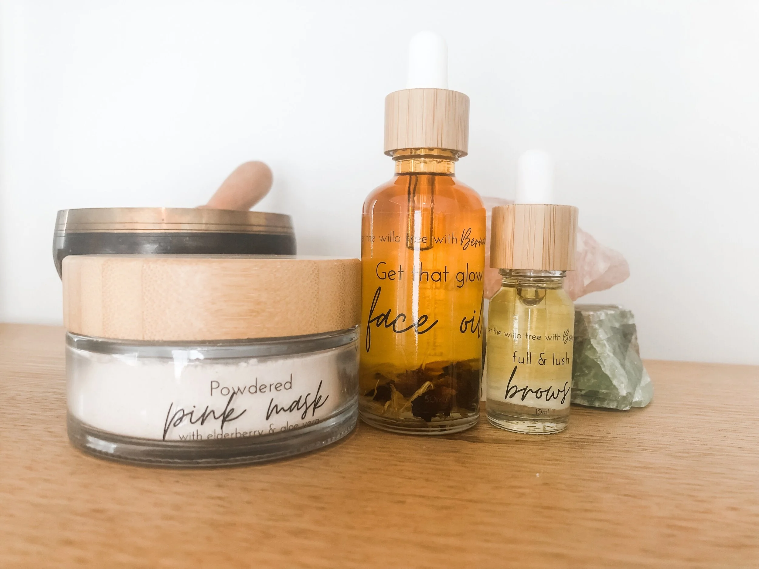 Aromatherapy-inspired skincare and ritual tools designed to support skin health, balance, and daily grounding.  Based in Moffat Beach, Sunshine Coast.