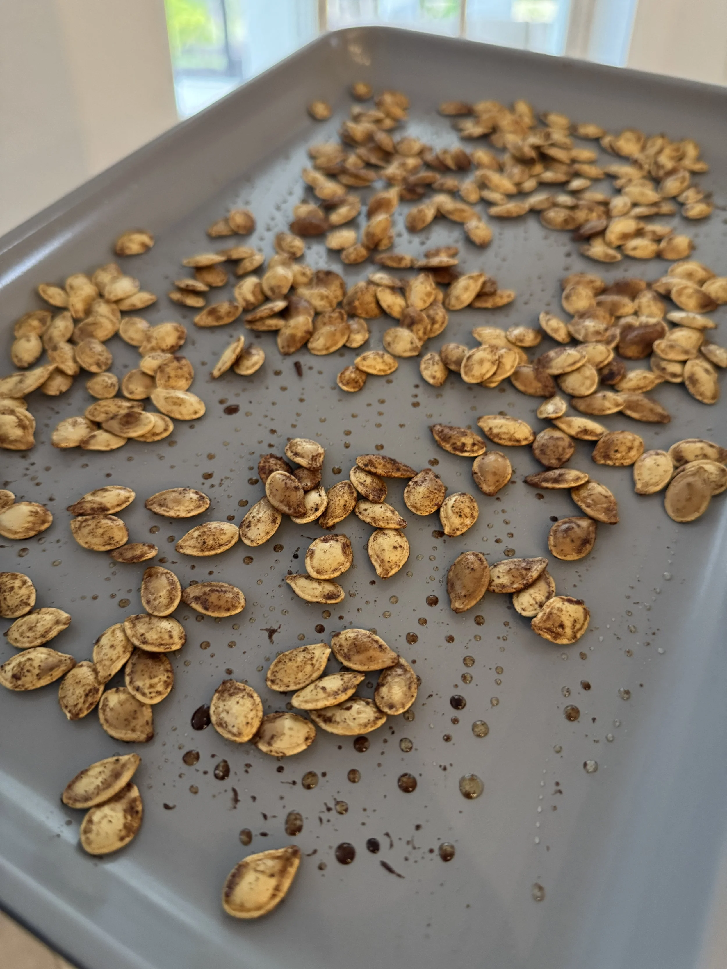 Cinnamon maple roasted pumpkin seeds