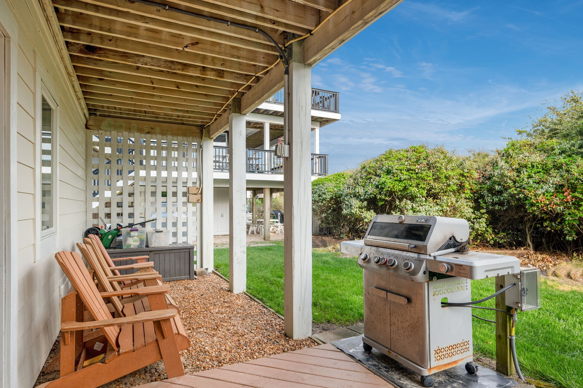 99-web-or-mls-611-Sea-Oats-BL-Grill-Area.jpg