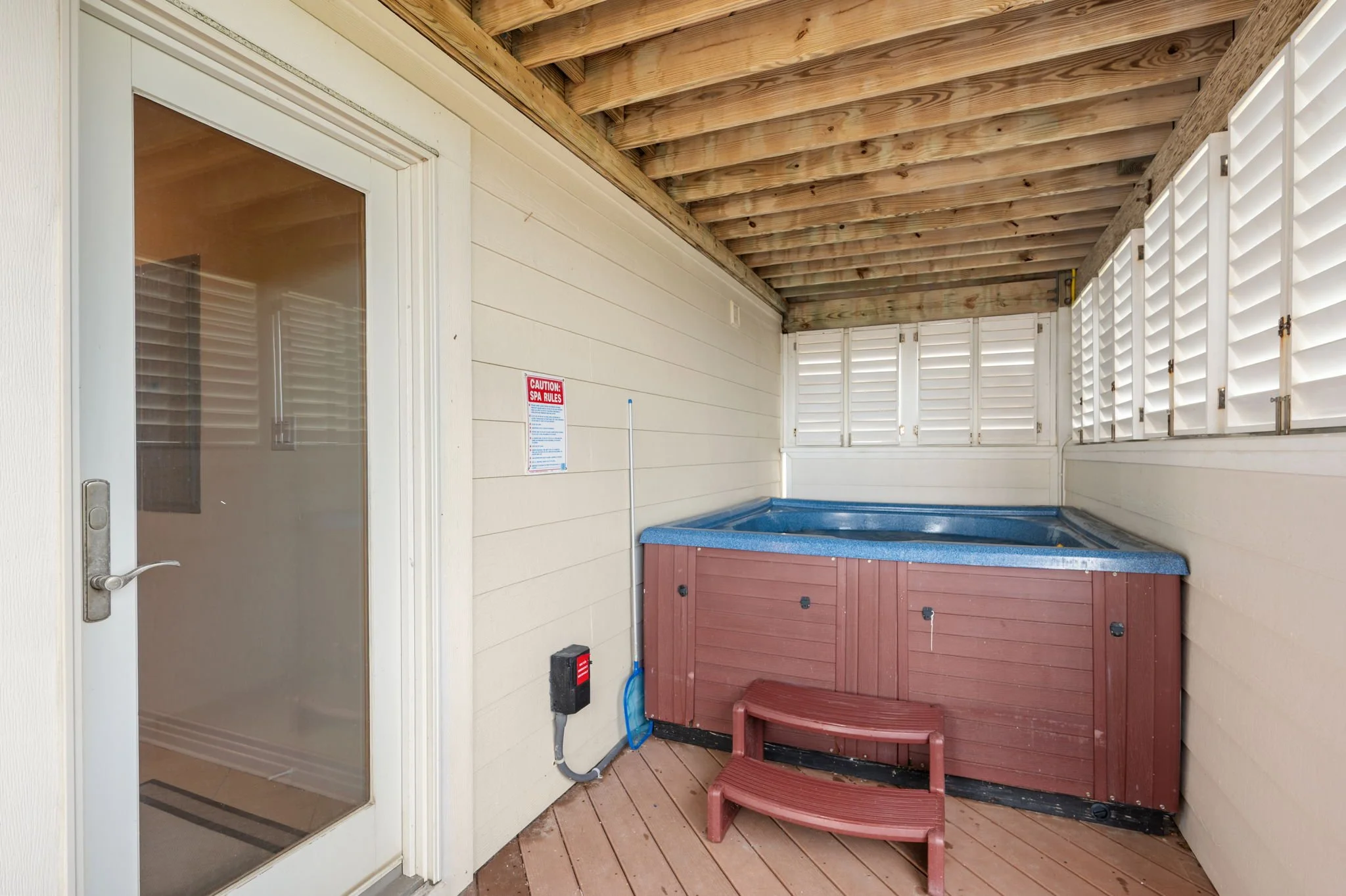 69-web-or-mls-611-Sea-Oats-ML-Hot-Tub-V2.jpg