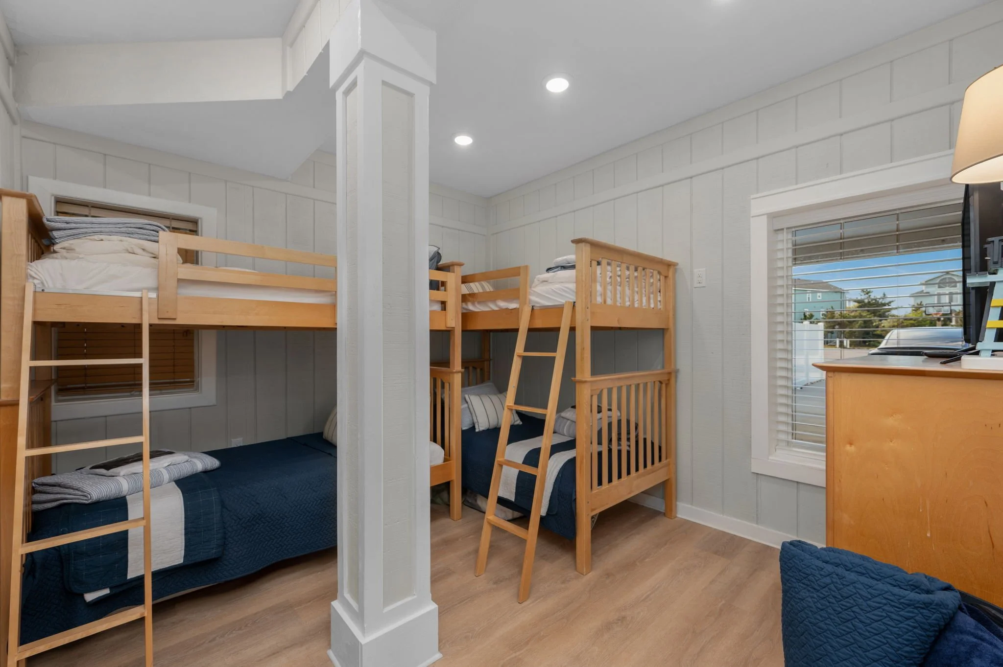 87-web-or-mls-611-Sea-Oats-BL-BR1.jpg