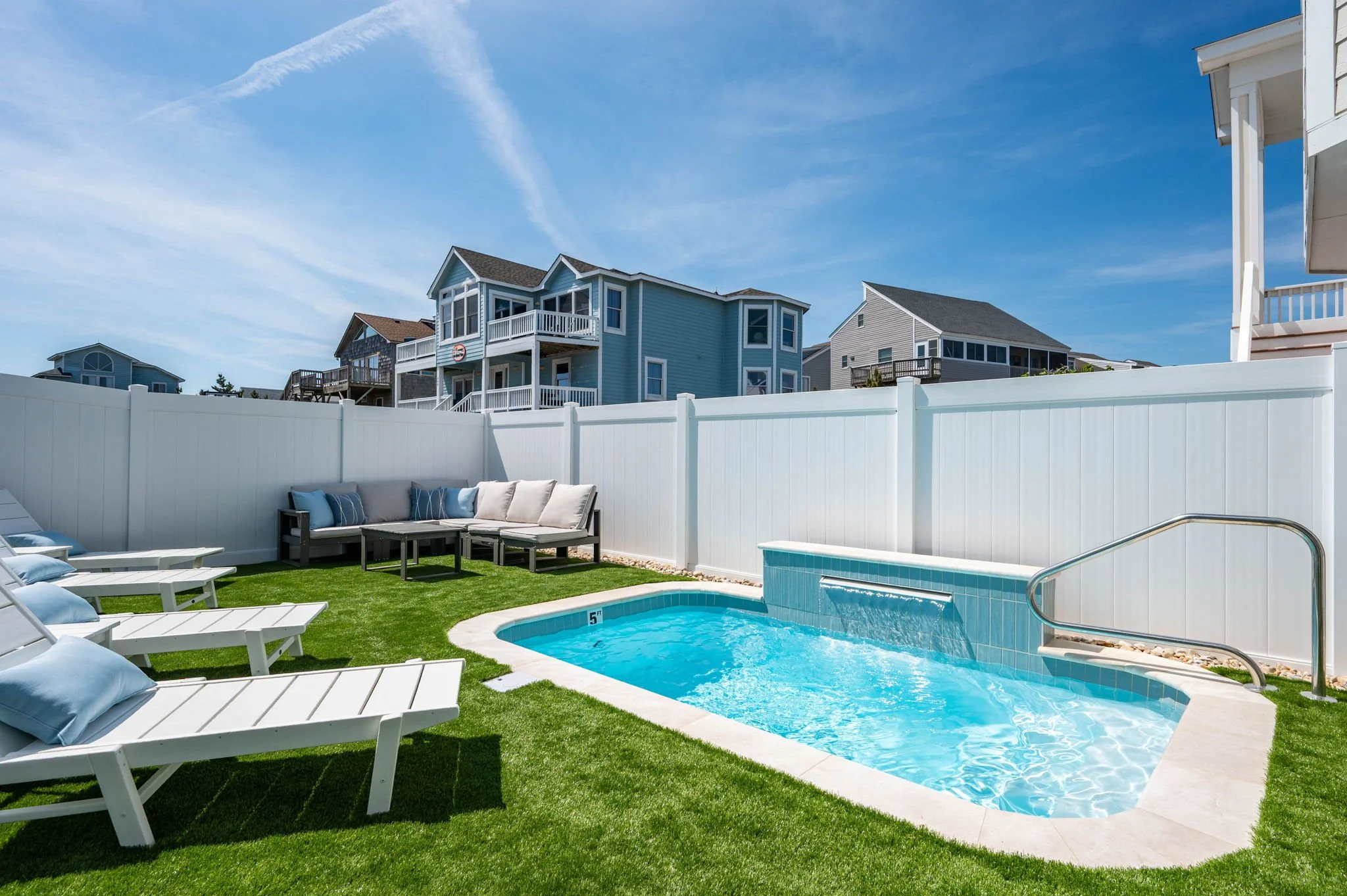 8-web-or-mls-611-Sea-Oats-Private-Pool-V2.jpg