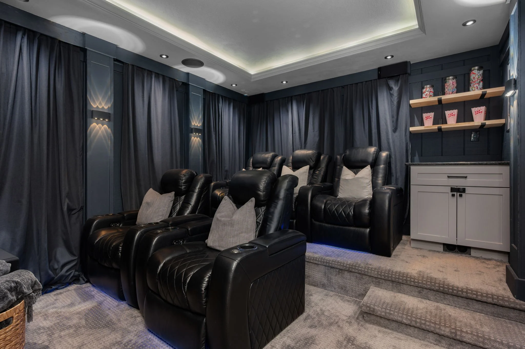 96-web-or-mls-611-Sea-Oats-BL-Theater.jpg
