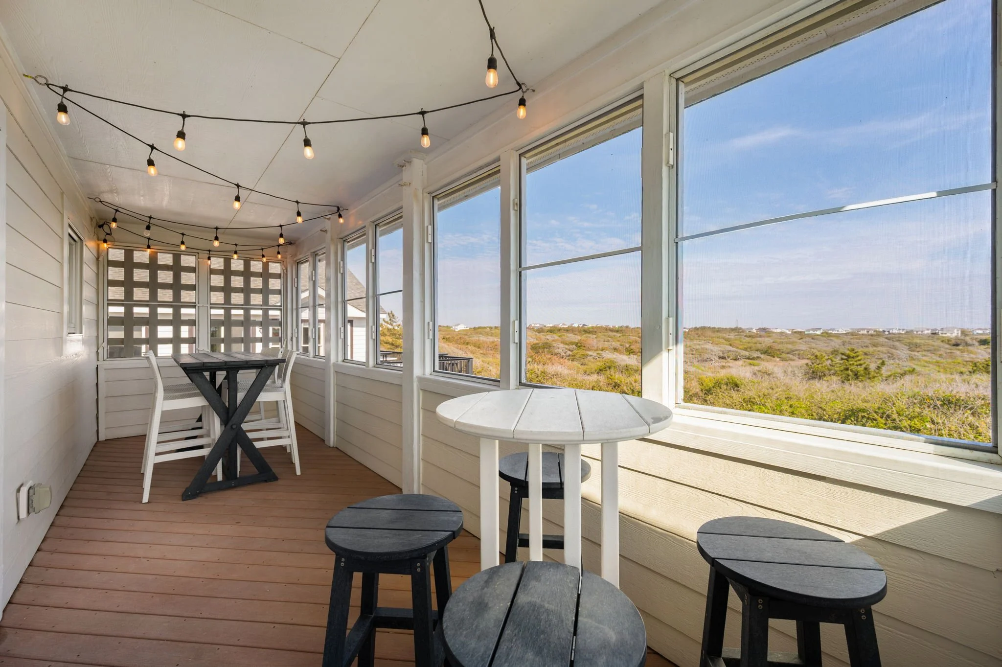 27-web-or-mls-611-Sea-Oats-TL-Screened-Porch.jpg