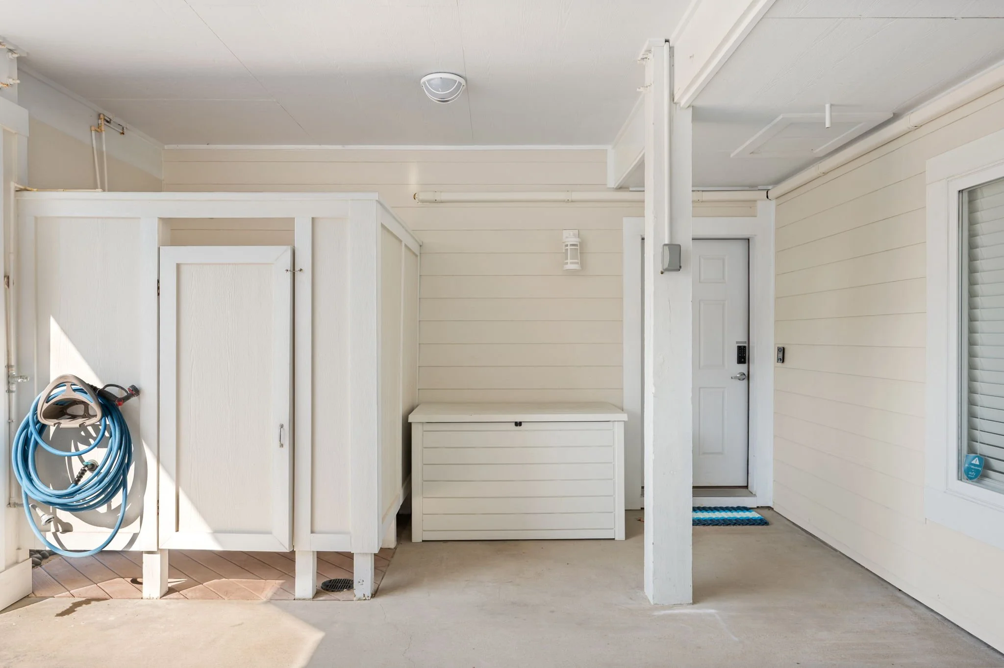 12-web-or-mls-611-Sea-Oats-Outdoor-Shower.jpg