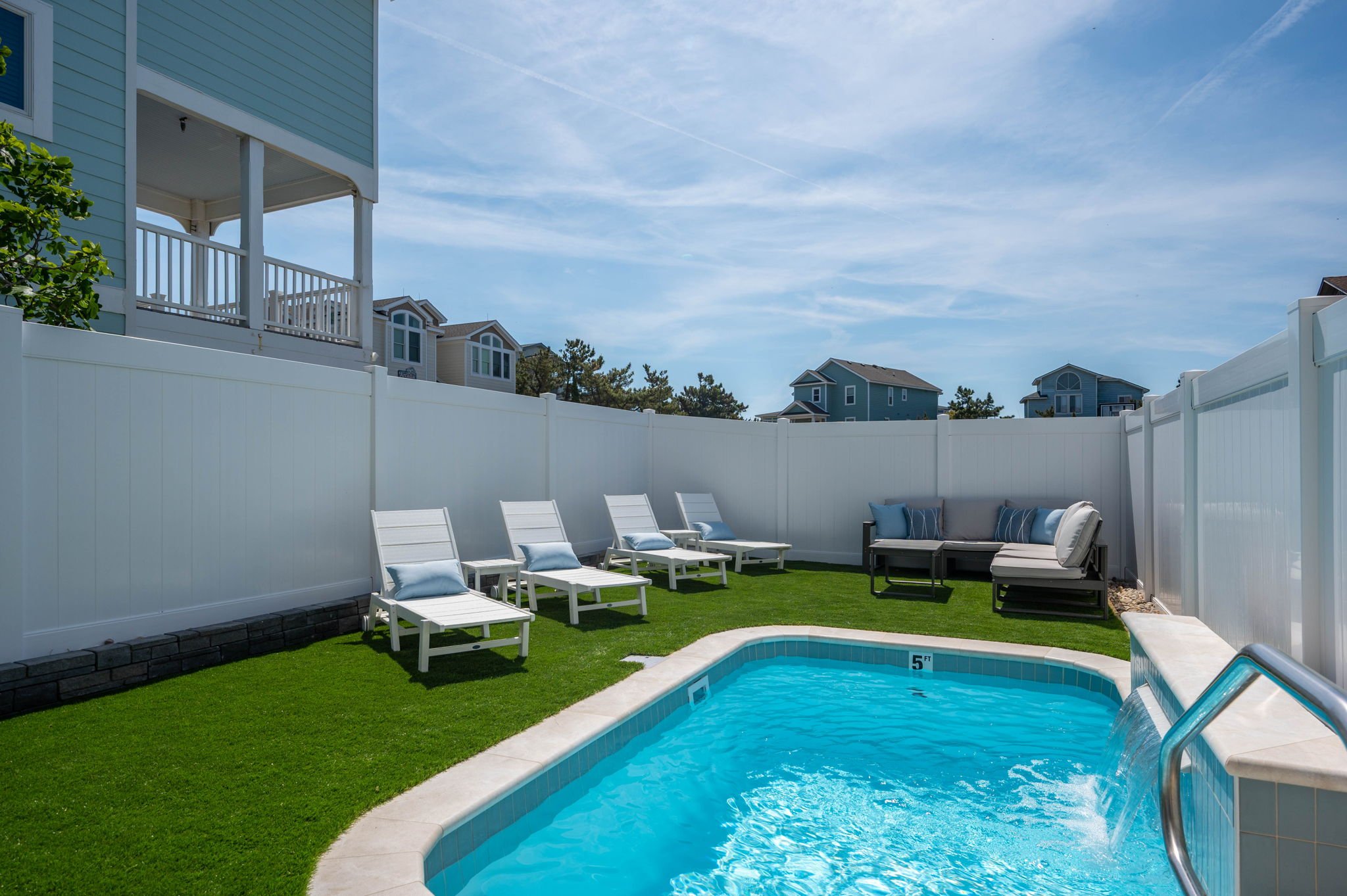 7-web-or-mls-611-Sea-Oats-Private-Pool.jpg