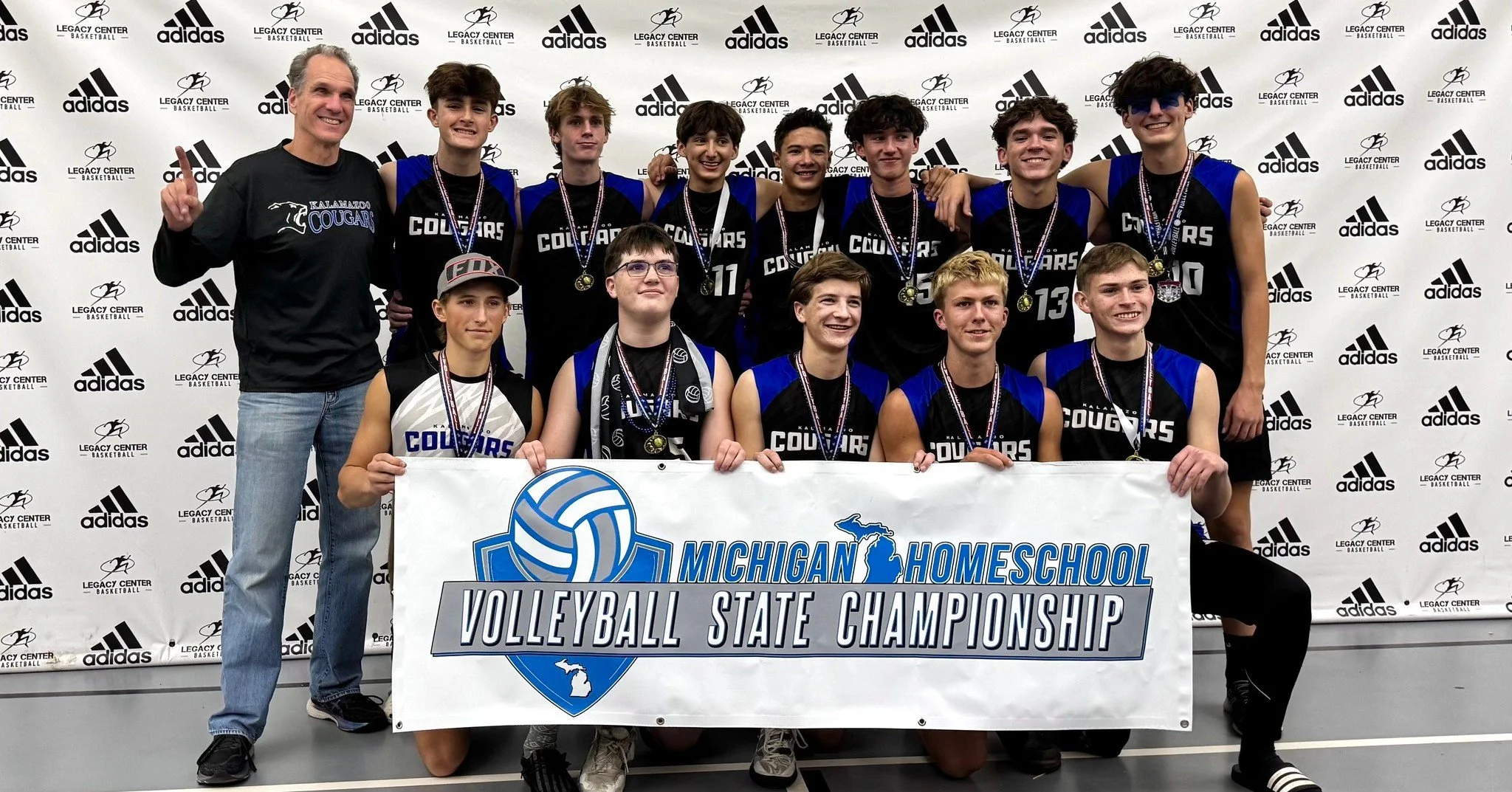 Let's hear it for our Cougar Volleyball teams! Everyone played so well, and it was great to see the Cougar Community in full force cheering on all of our teams! So much love, spirit, and hustle for each other! Here's how everyone placed:

BOYS:
Varsi