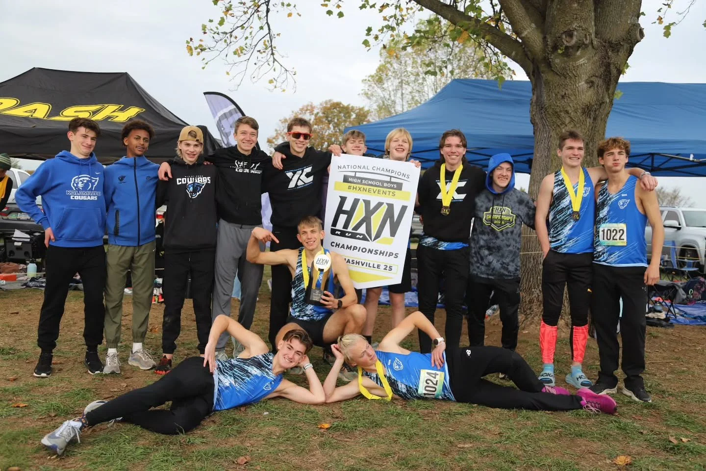 🏆 NATIONAL CHAMPIONS! 🏆
Our Kalamazoo Cougars High School Boys Cross Country team brought home 1st place at Nationals this past weekend! 
We&rsquo;re so proud of the hard work,and dedication all season!

Lets Go, Cougars!