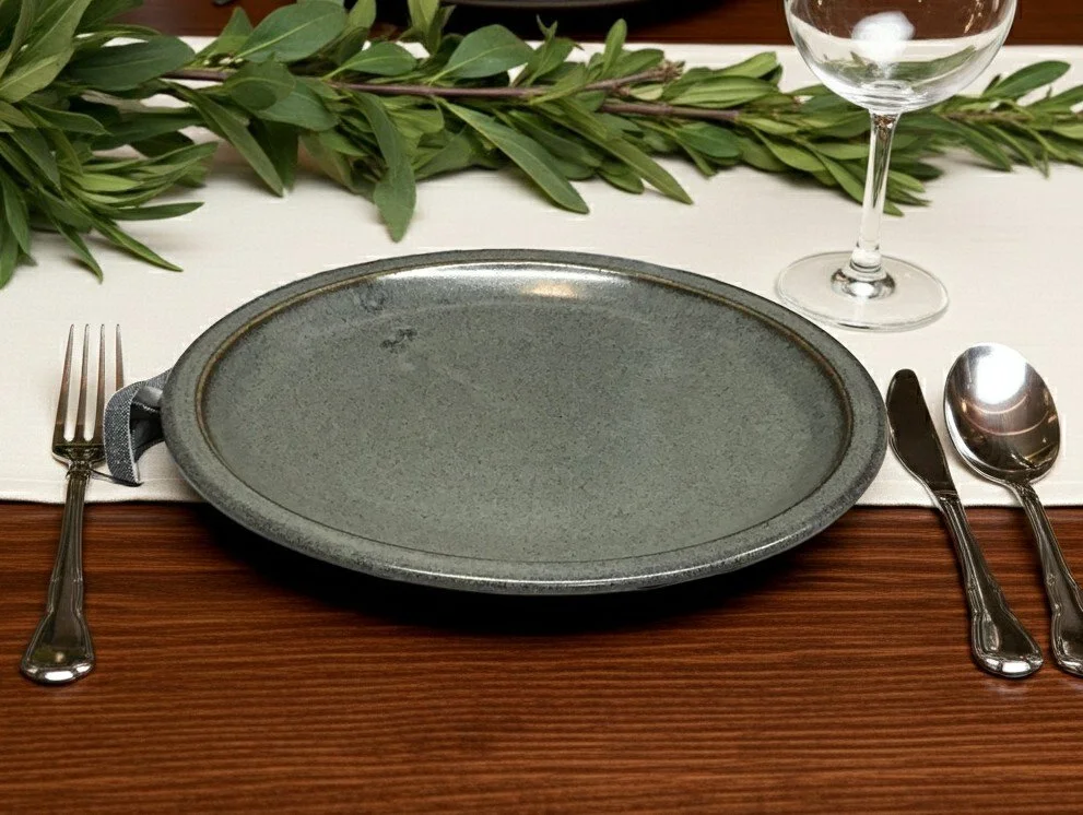single dinner plate slate.jpeg